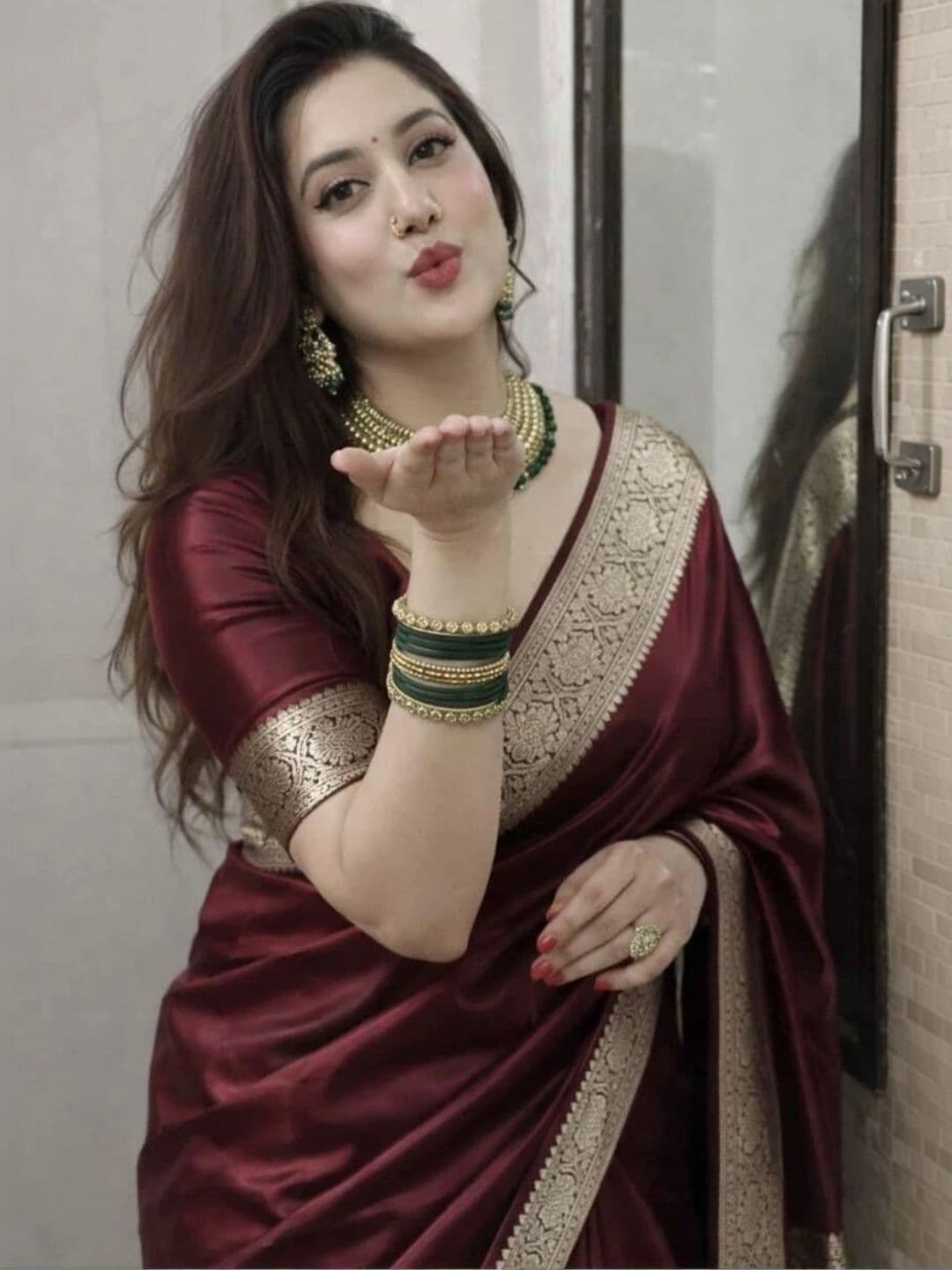Urban Silk Saree Zari Art Silk Banarasi Sarees thumbnail 5