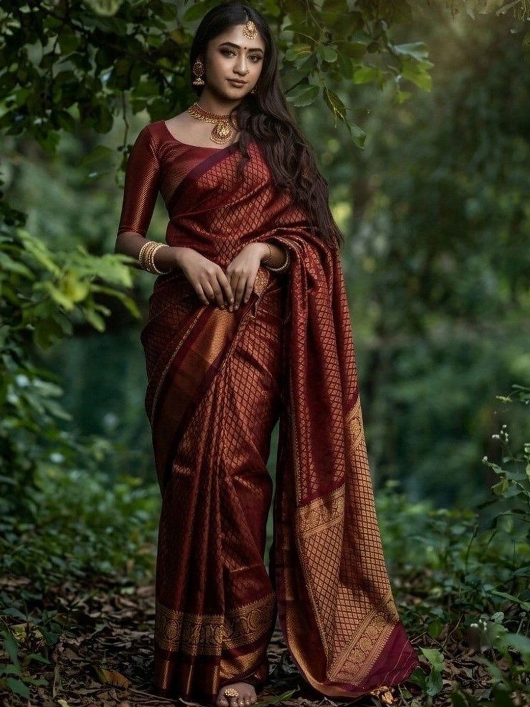 Vovar Woven Design Zari Art Silk Banarasi Saree - view 1