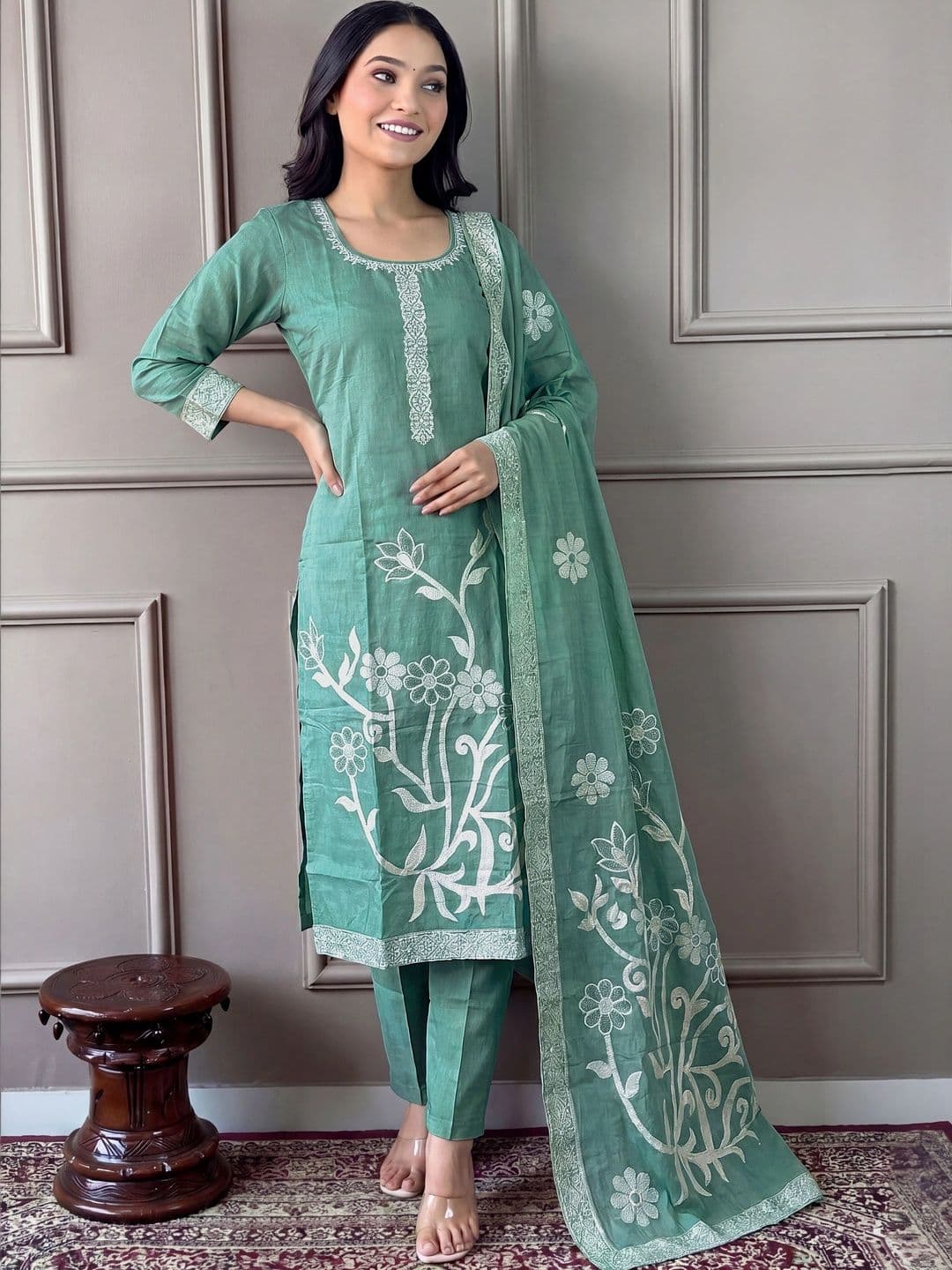 ANKHIR ERA Women Floral Embroidered Regular Thread Work Kurta with Trousers & With Dupatta thumbnail 4