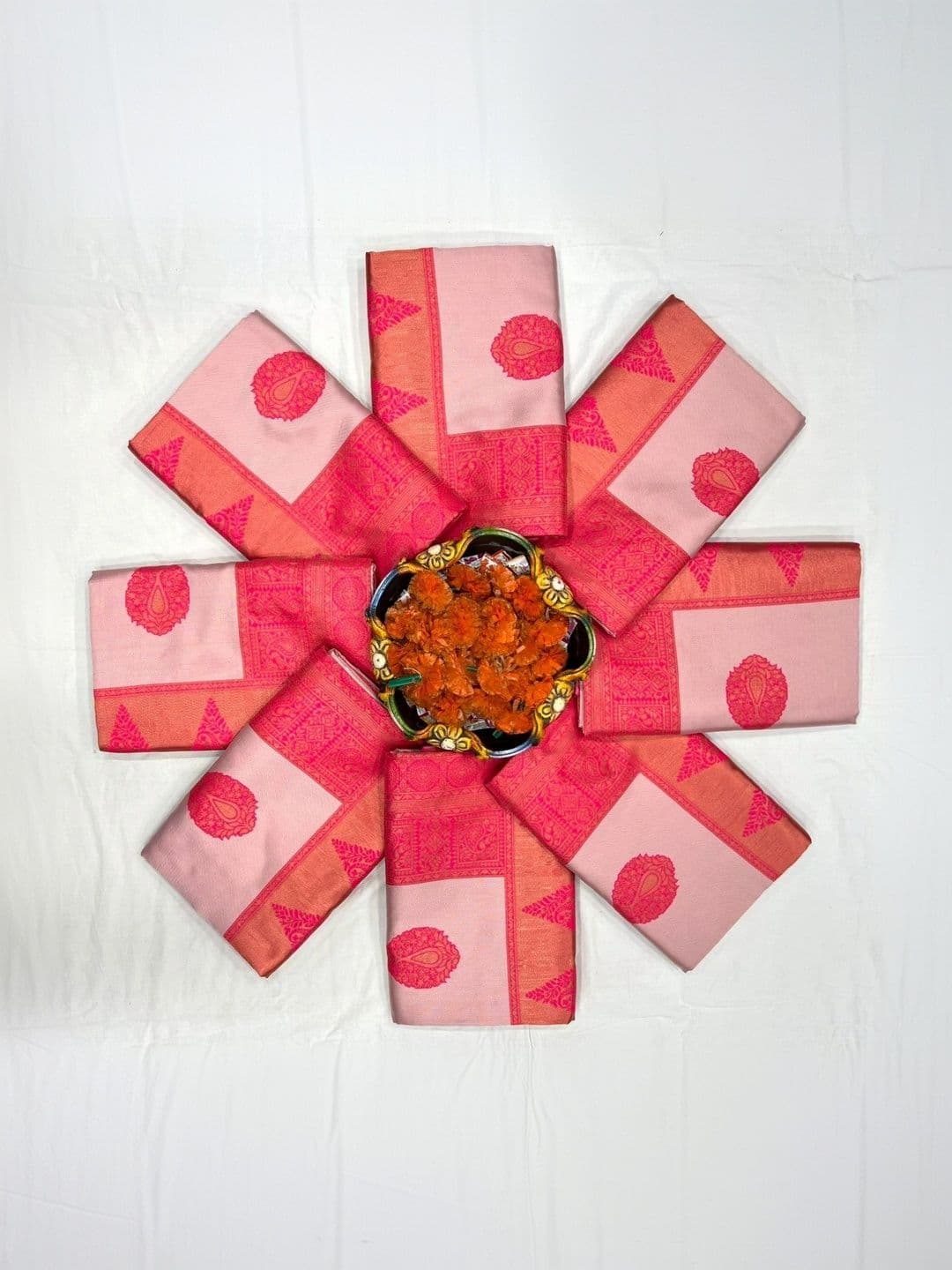Zimzims Woven Design Zari Art Silk Banarasi Saree thumbnail 5