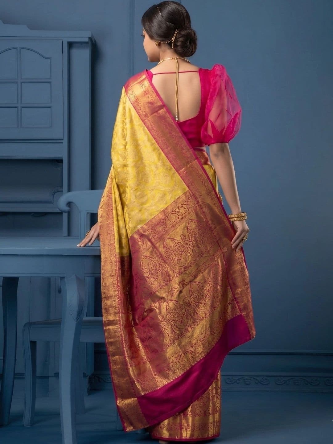 ZARA STAR Woven Design Zari Art Silk Banarasi Saree thumbnail 4