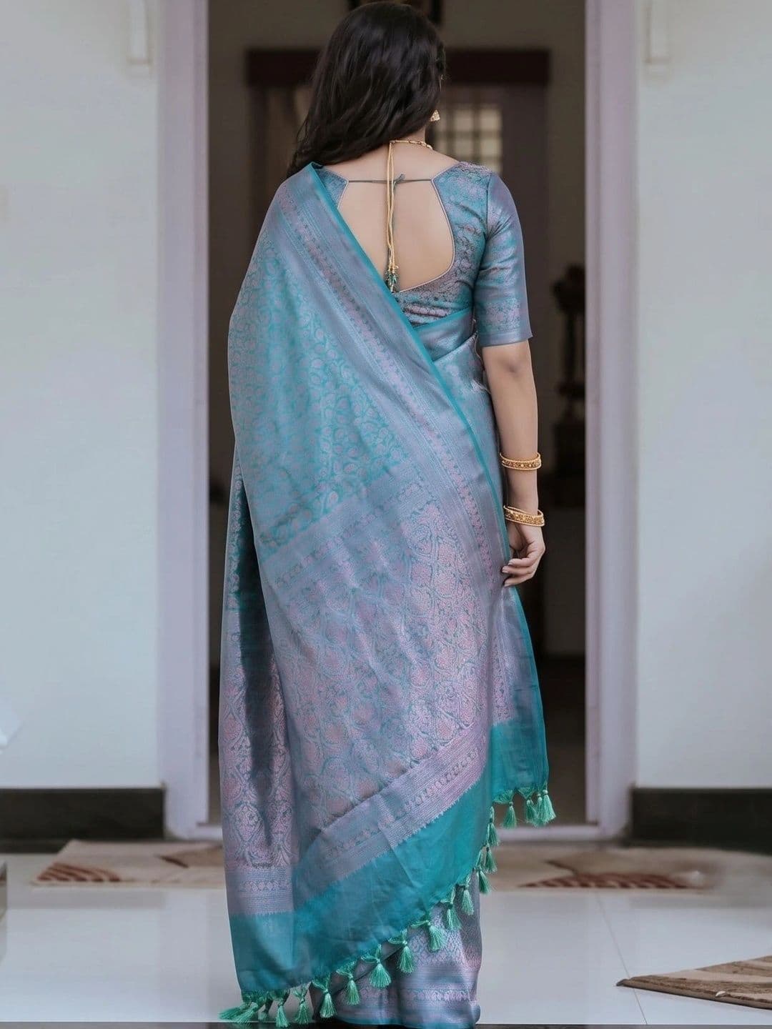 Narayan creations Woven Design Zari Art Silk Banarasi Saree thumbnail 4