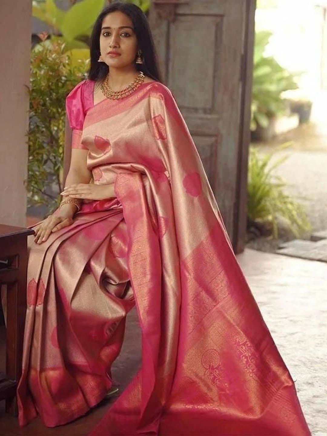 ZARA STAR Woven Design Zari Art Silk Banarasi Saree thumbnail 5