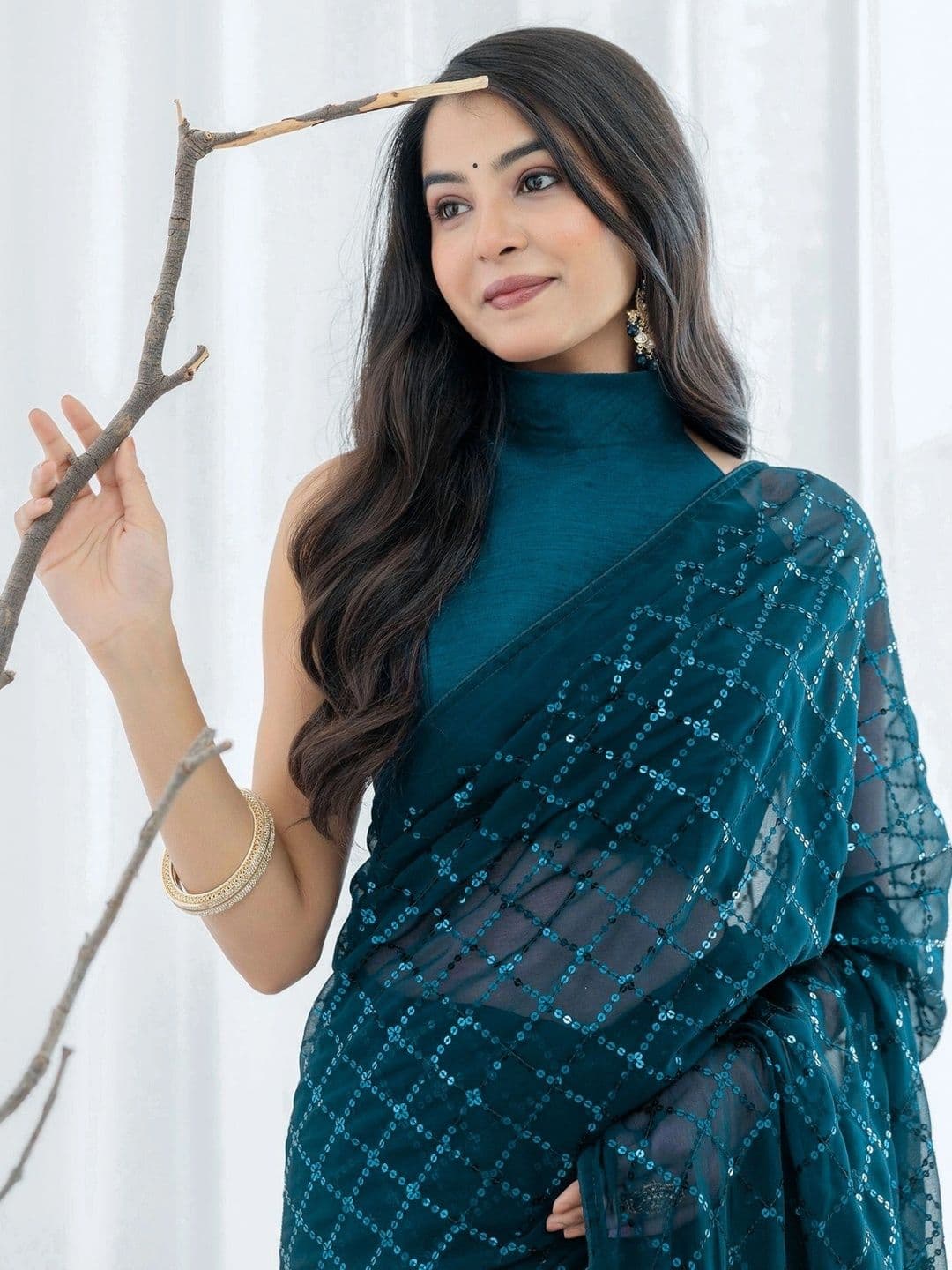 Mitera Embellished Sequinned Poly Georgette Designer Saree thumbnail 5