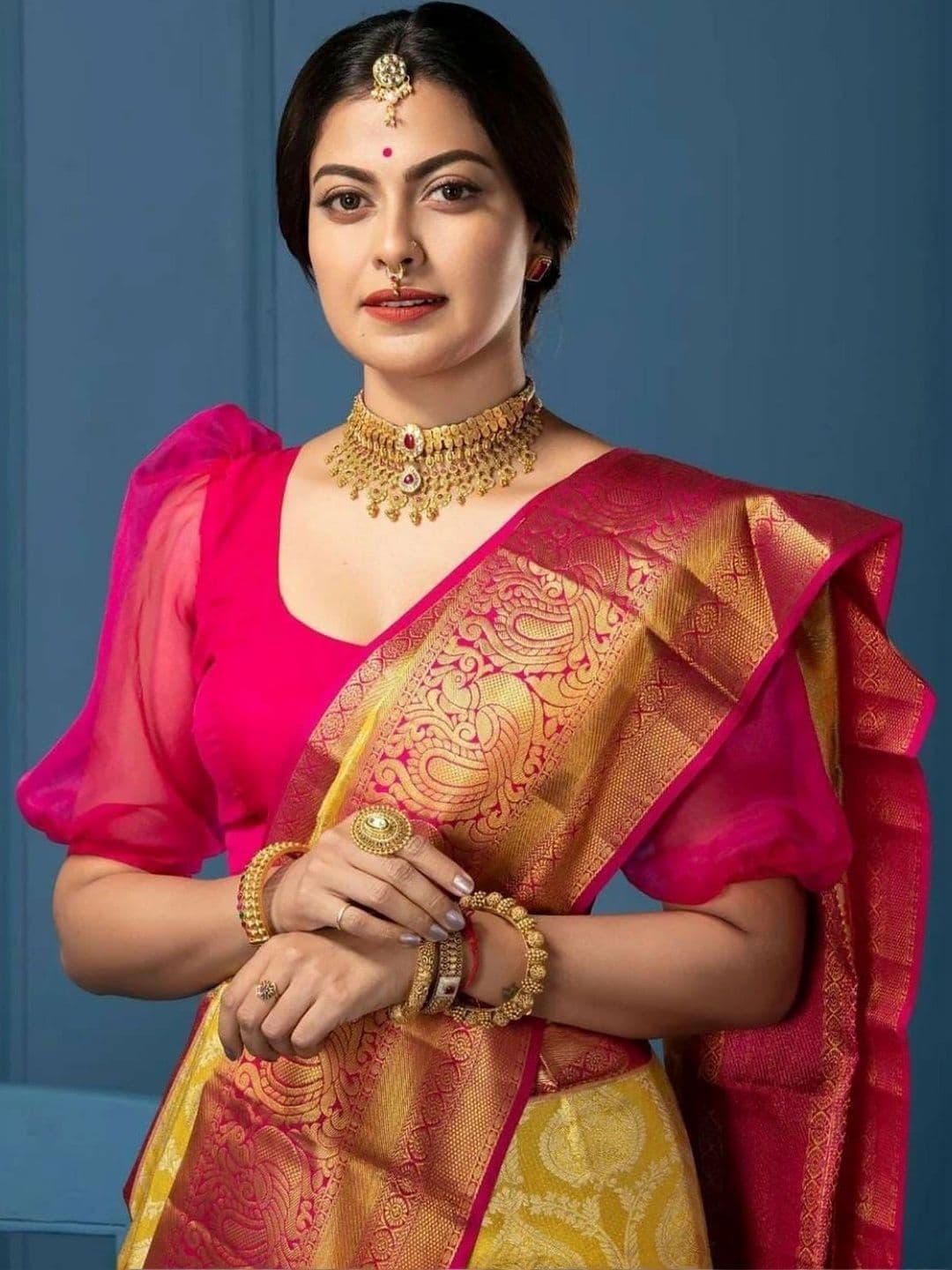 FINFOL Woven Design Zari Art Silk Banarasi Saree thumbnail 4