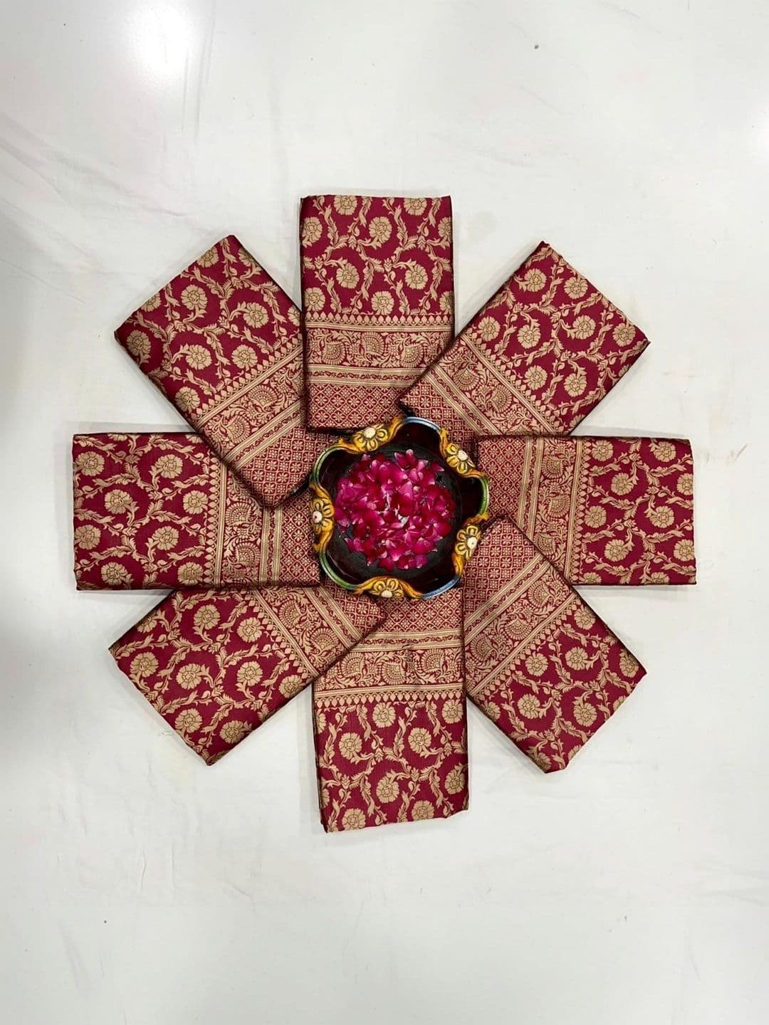 Bhagirath Fashion Woven Design Zari Art Silk Banarasi Saree thumbnail 2