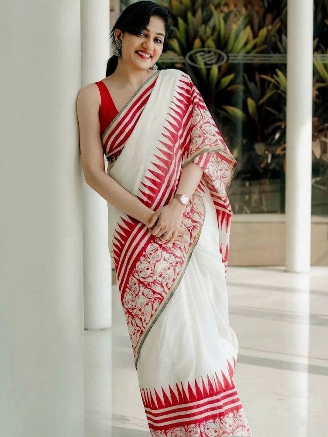 Vidula Fashion Zari Linen Blend Saree thumbnail 2