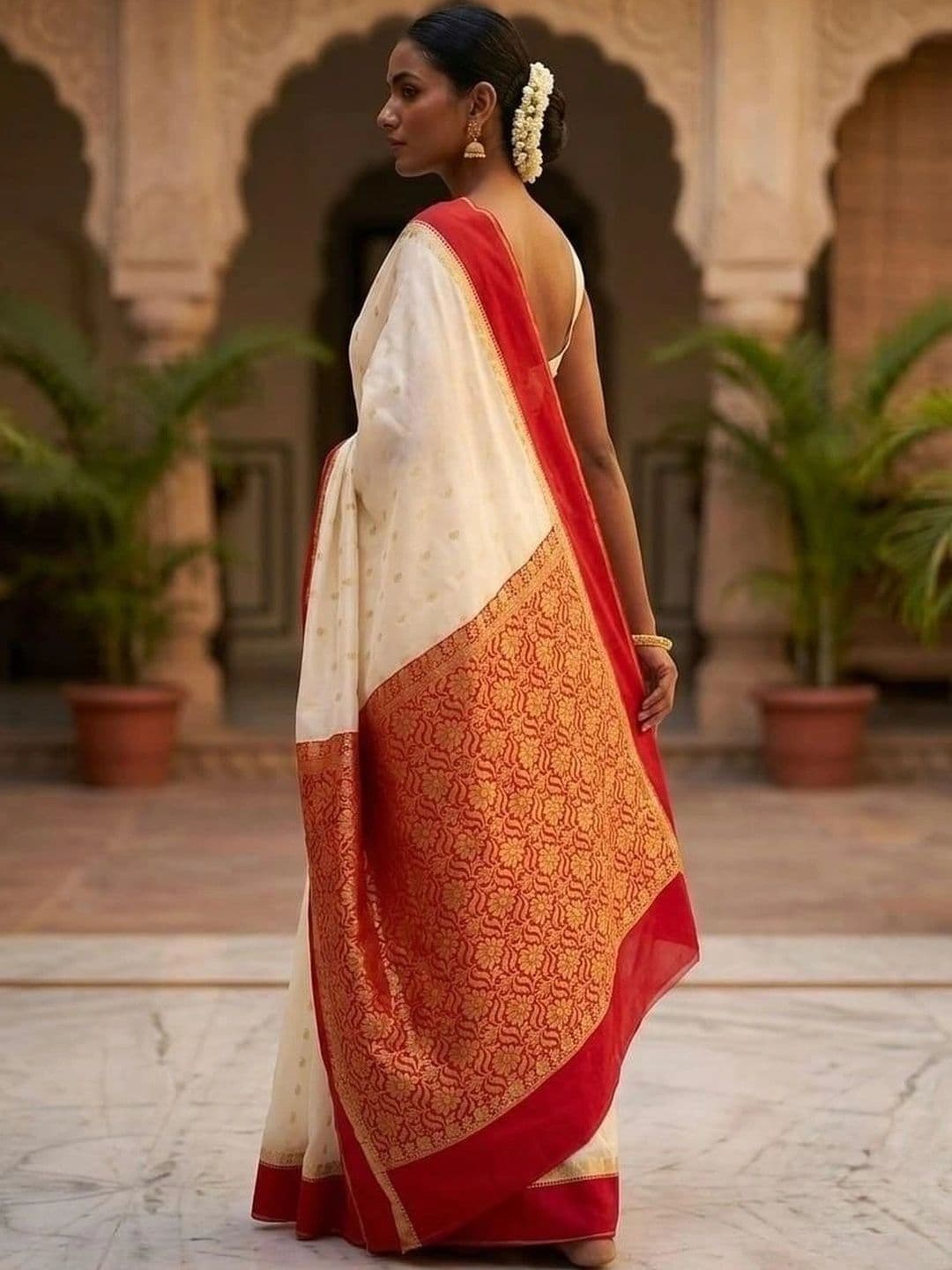 Urban Silk Saree Woven Design Zari Art Silk Sarees thumbnail 6