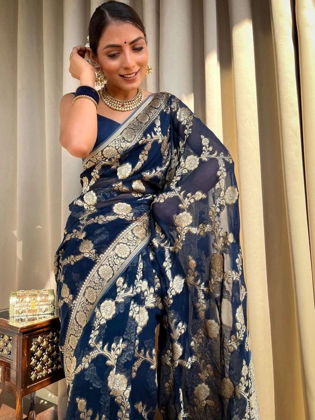 revika Woven Design Zari Art Silk Designer Kanjeevaram Saree thumbnail 3