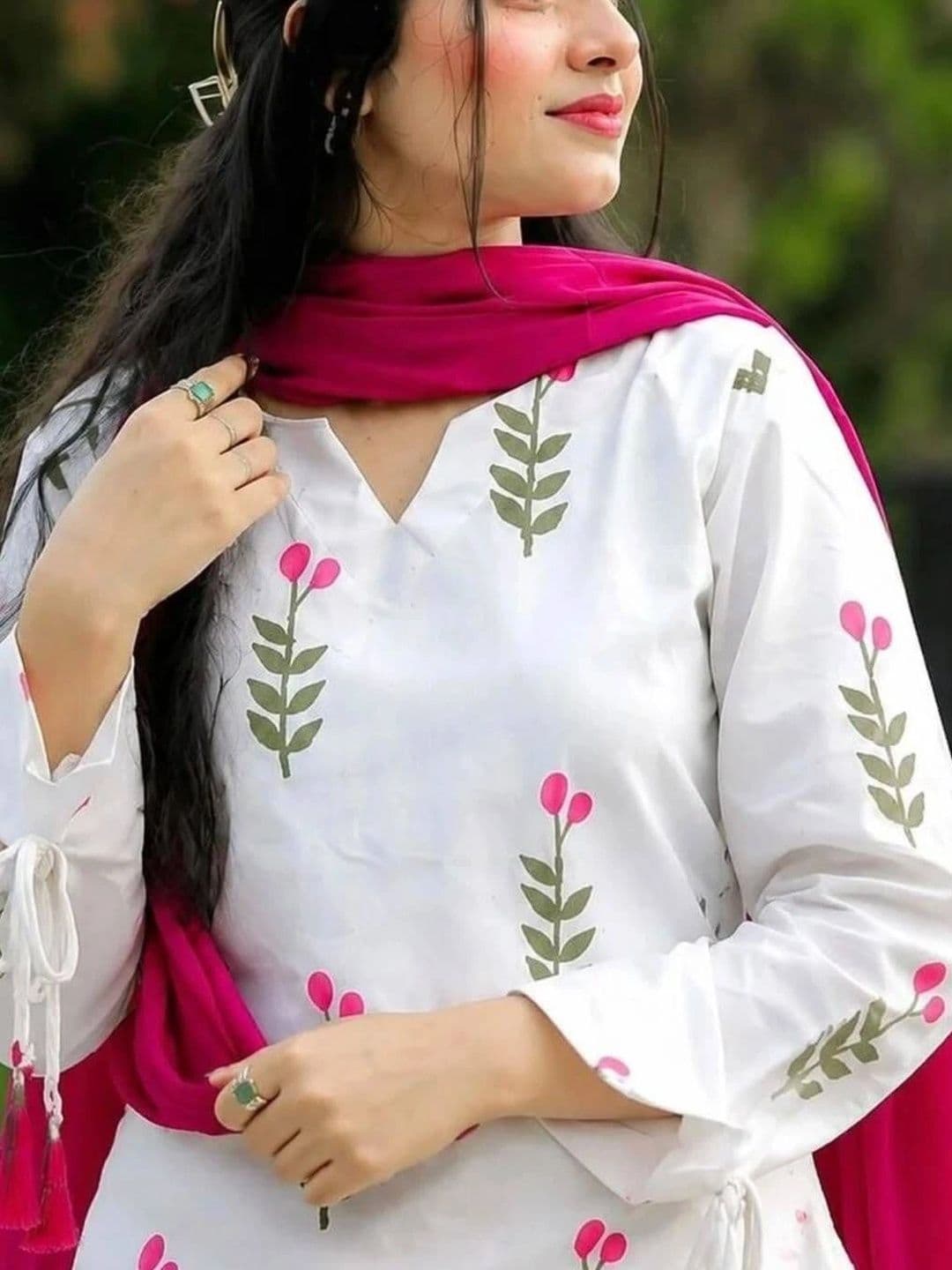 fabkurti Women Floral Printed Regular Kurta with Patiala & With Dupatta thumbnail 5