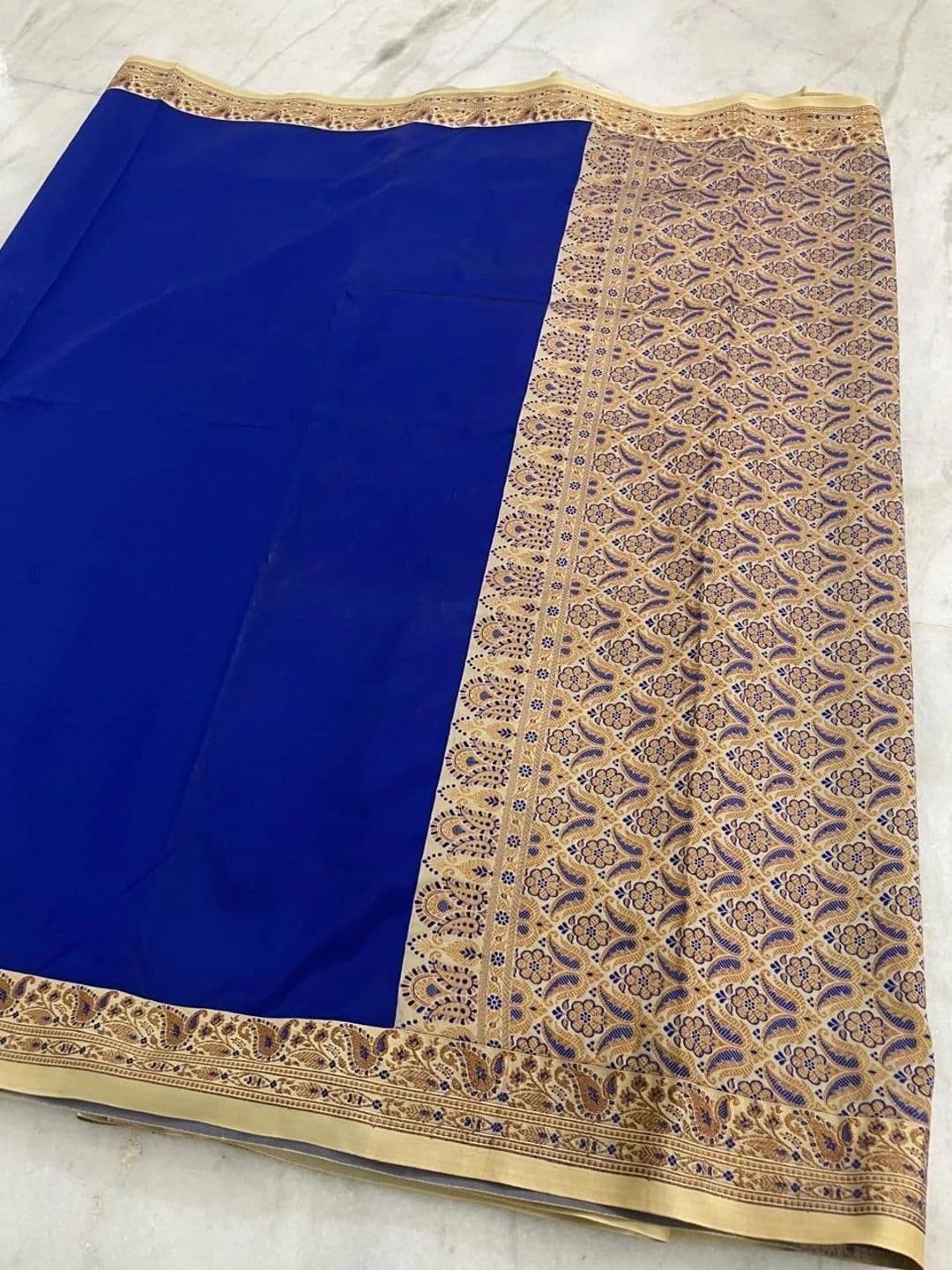 Urban Silk Saree Woven Design Zari Art Silk Banarasi Sarees thumbnail 3