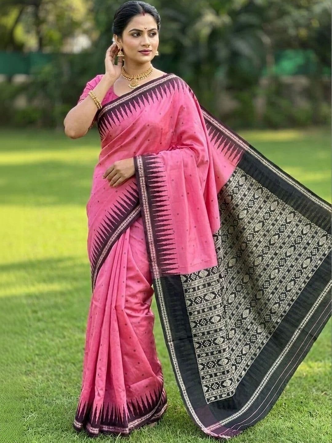Urban Silk Saree Art Silk Sambalpuri Sarees thumbnail 4