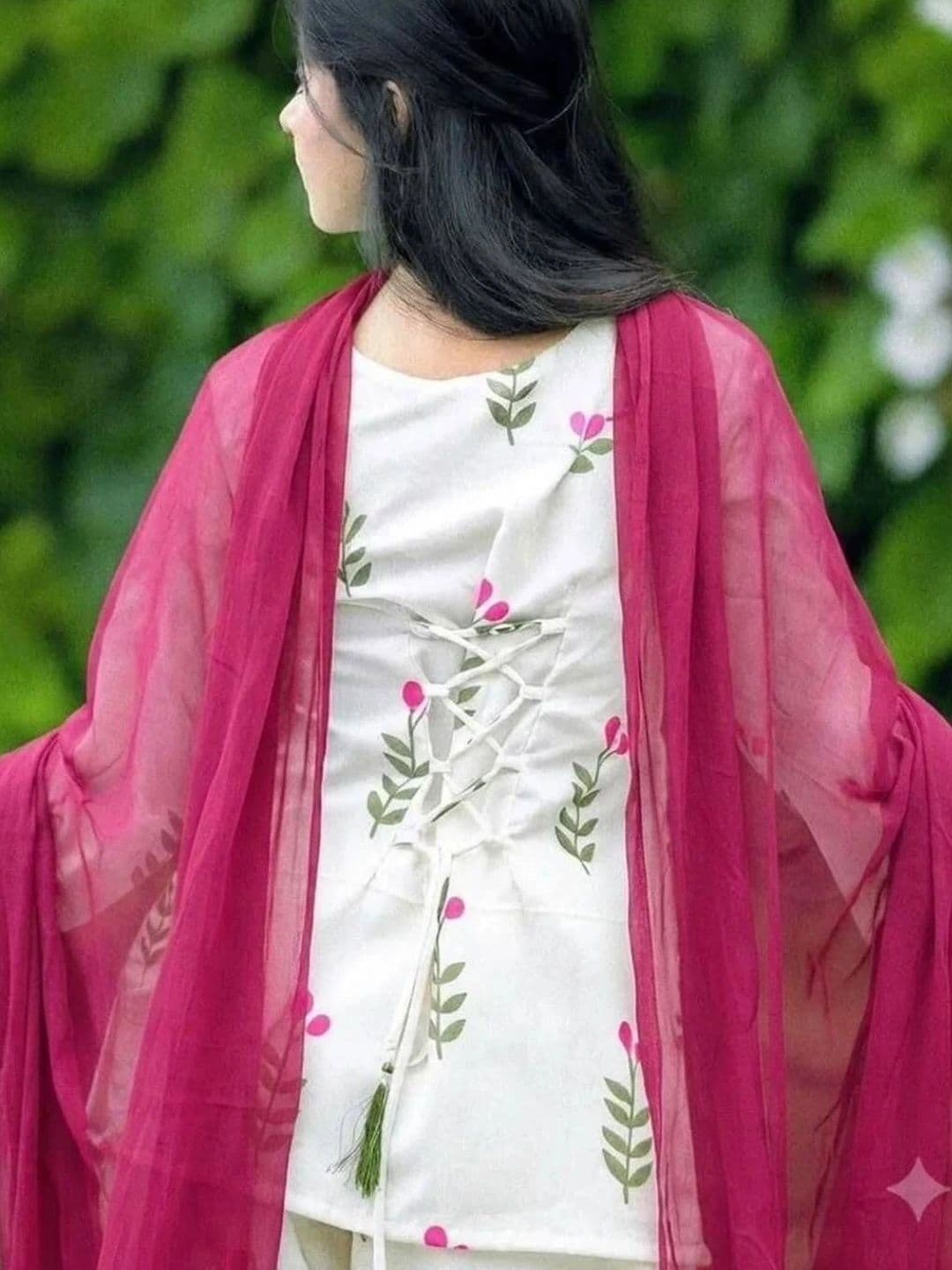 fabkurti Women Floral Printed Regular Kurta with Patiala & With Dupatta thumbnail 4