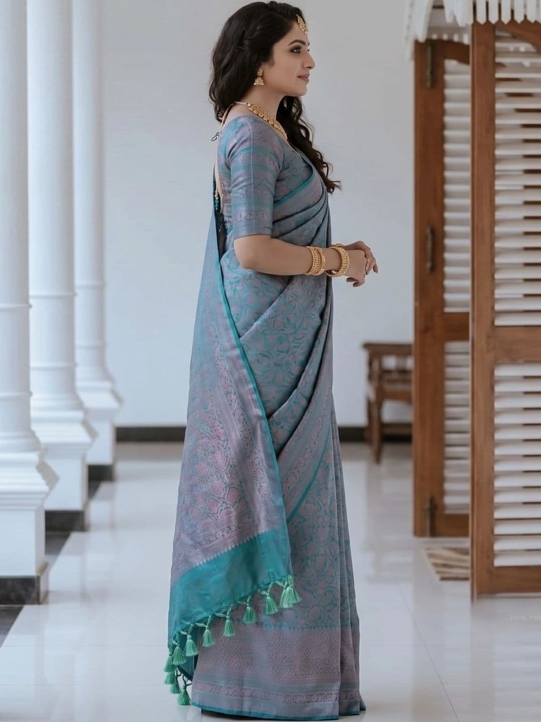 FASHIONIZO Woven Design Zari Art Silk Banarasi Saree thumbnail 5