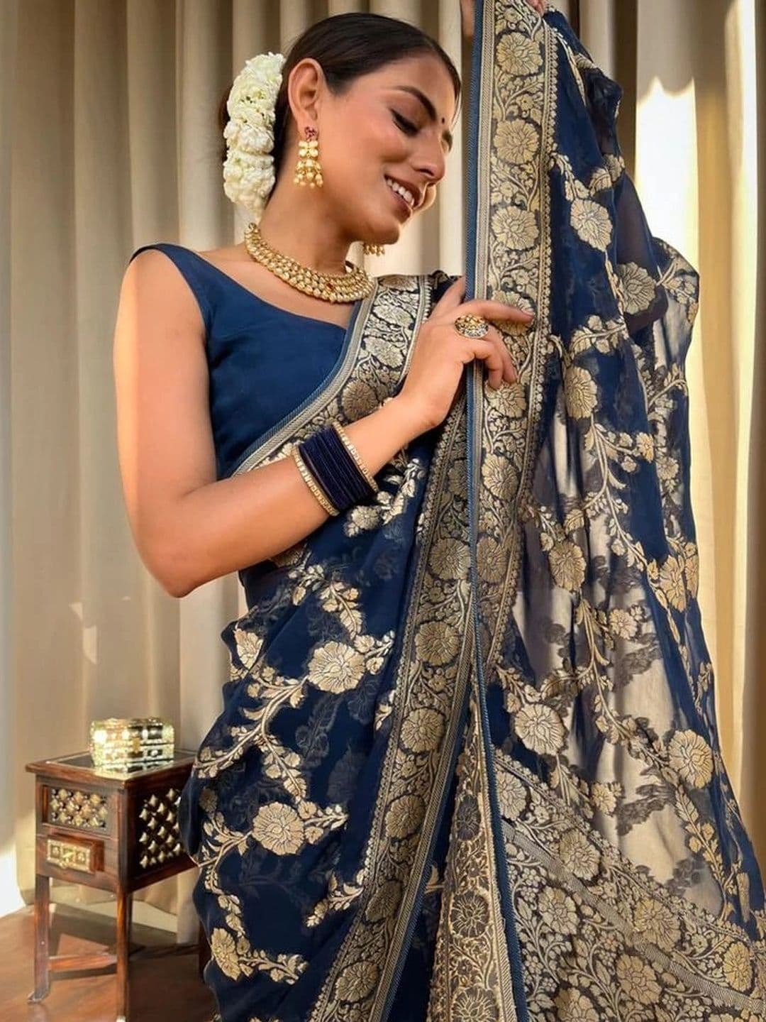 revika Woven Design Zari Art Silk Designer Kanjeevaram Saree thumbnail 5