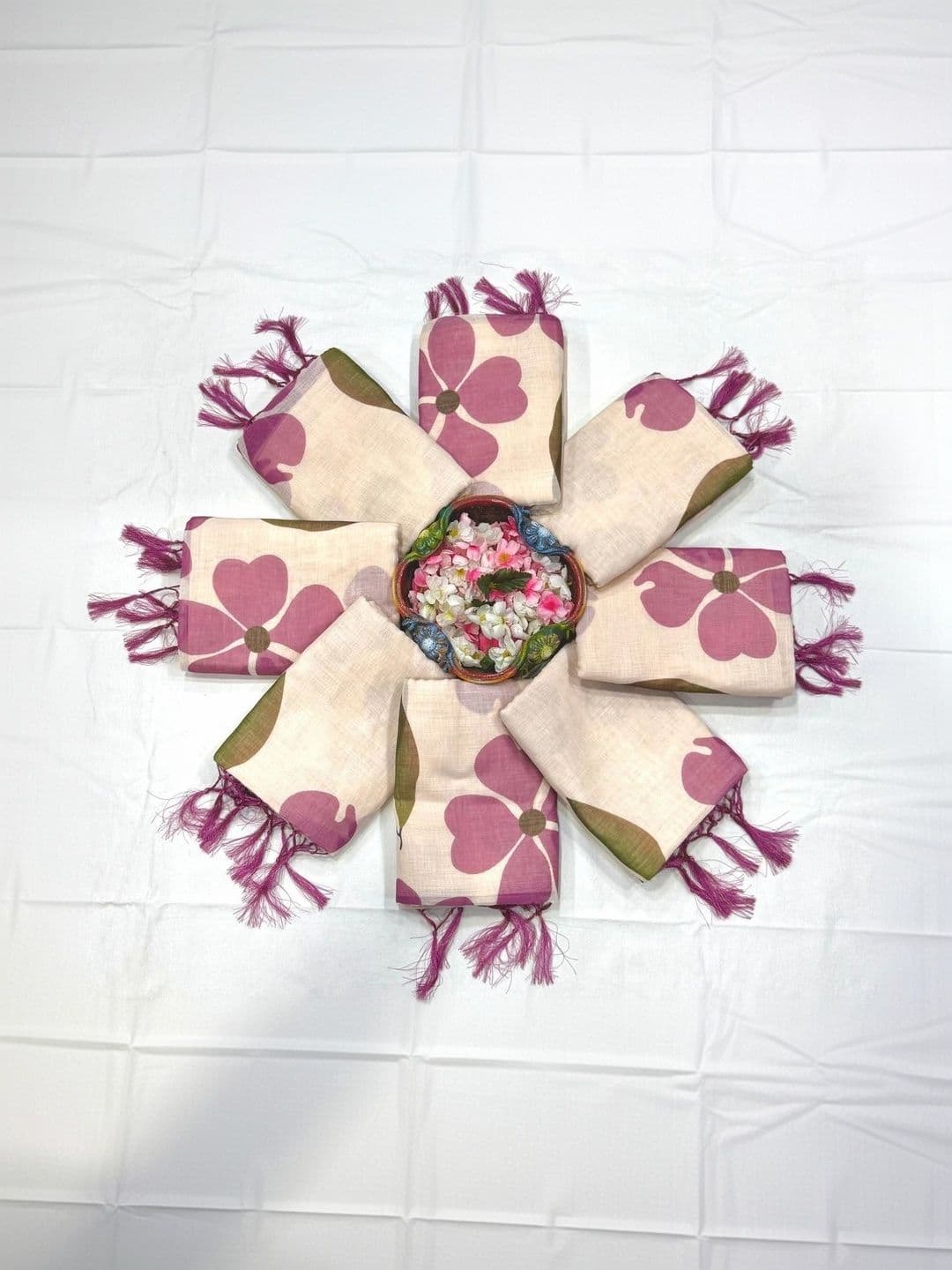 AdoreeStitch Floral Zari Linen Blend Saree thumbnail 6