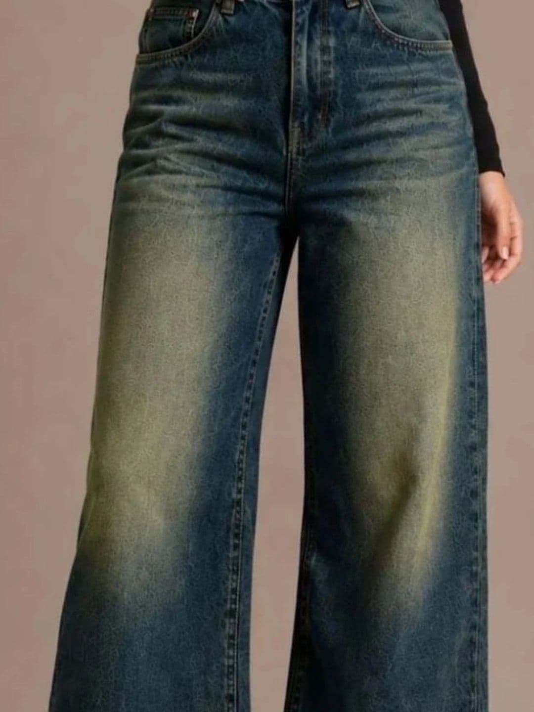Encrypt Women High-Rise Light Fade Jeans thumbnail 2