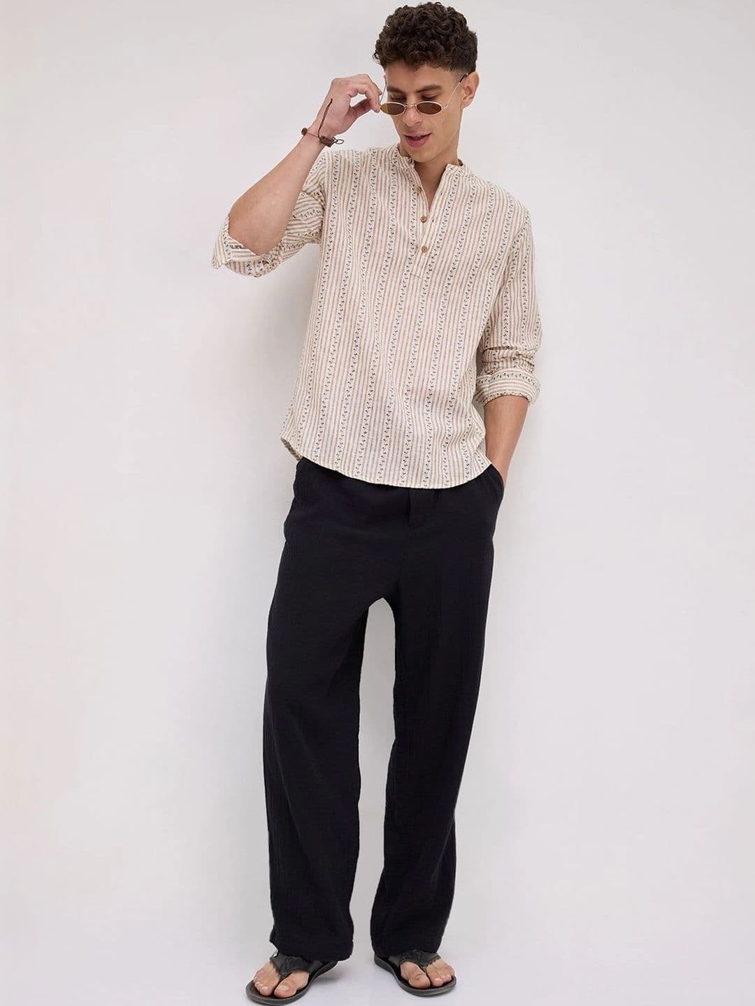 VASTRADO Men Printed Kurta thumbnail 3