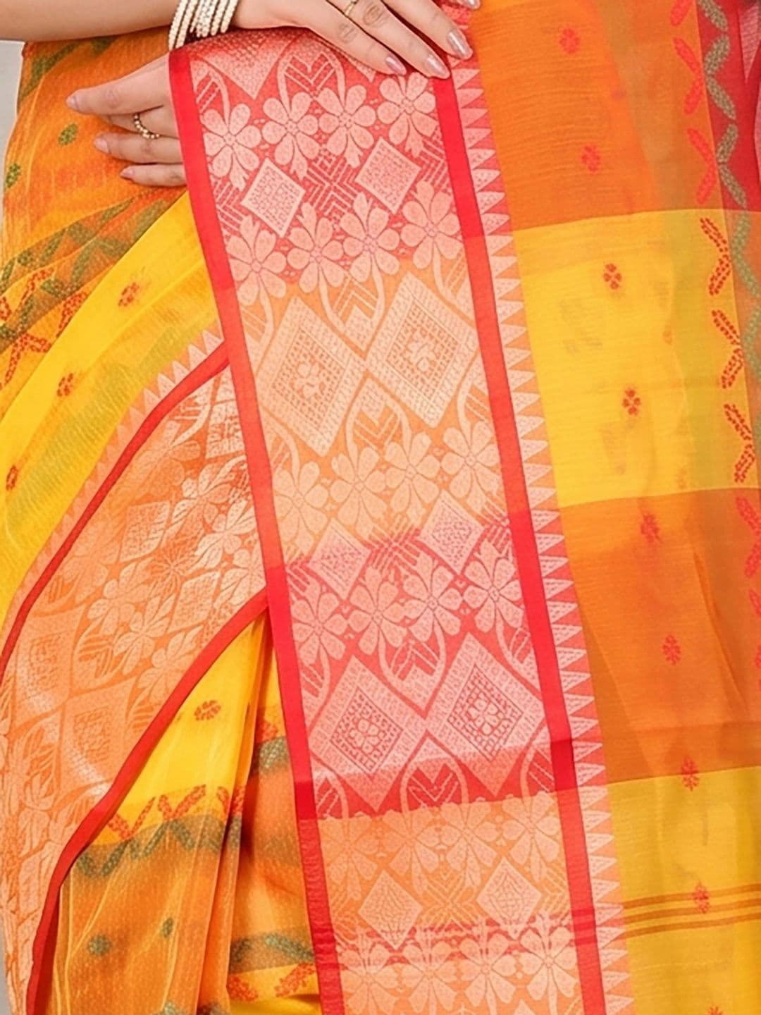 GitAsit Woven Design Sequinned Pure Cotton Handloom Taant Saree thumbnail 5