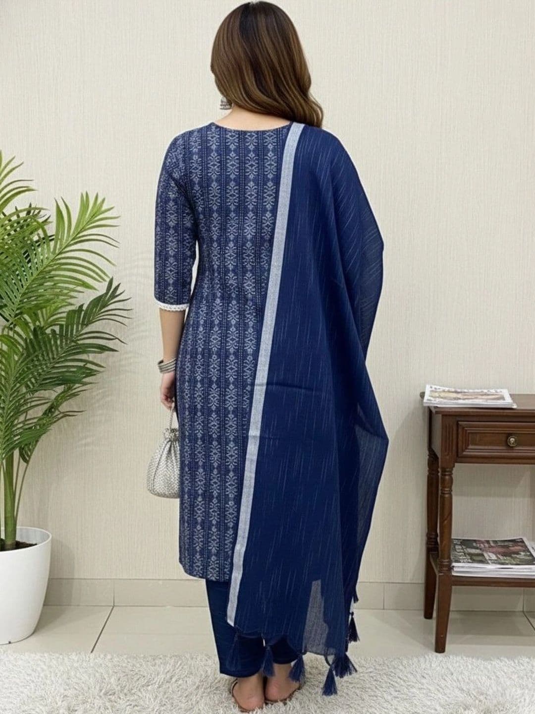 Sypher Boutique Women Ethnic Motifs Printed Regular Pure Cotton Kurta with Trousers & With Dupatta thumbnail 3