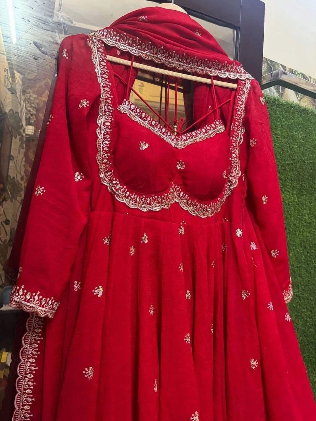 Frenzy Fusion Women Ethnic Motifs Embroidered Empire Gotta Patti Kurta with Palazzos & With Dupatta thumbnail 4