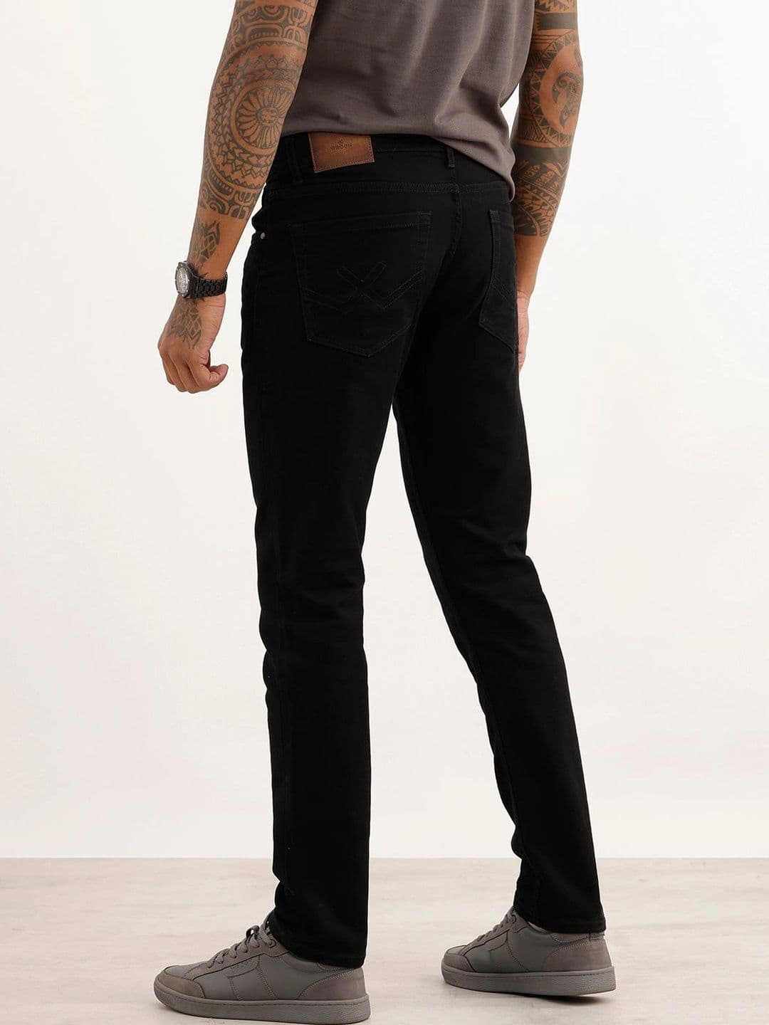 WROGN Men Slim Fit High-Rise Stretchable Jeans thumbnail 2