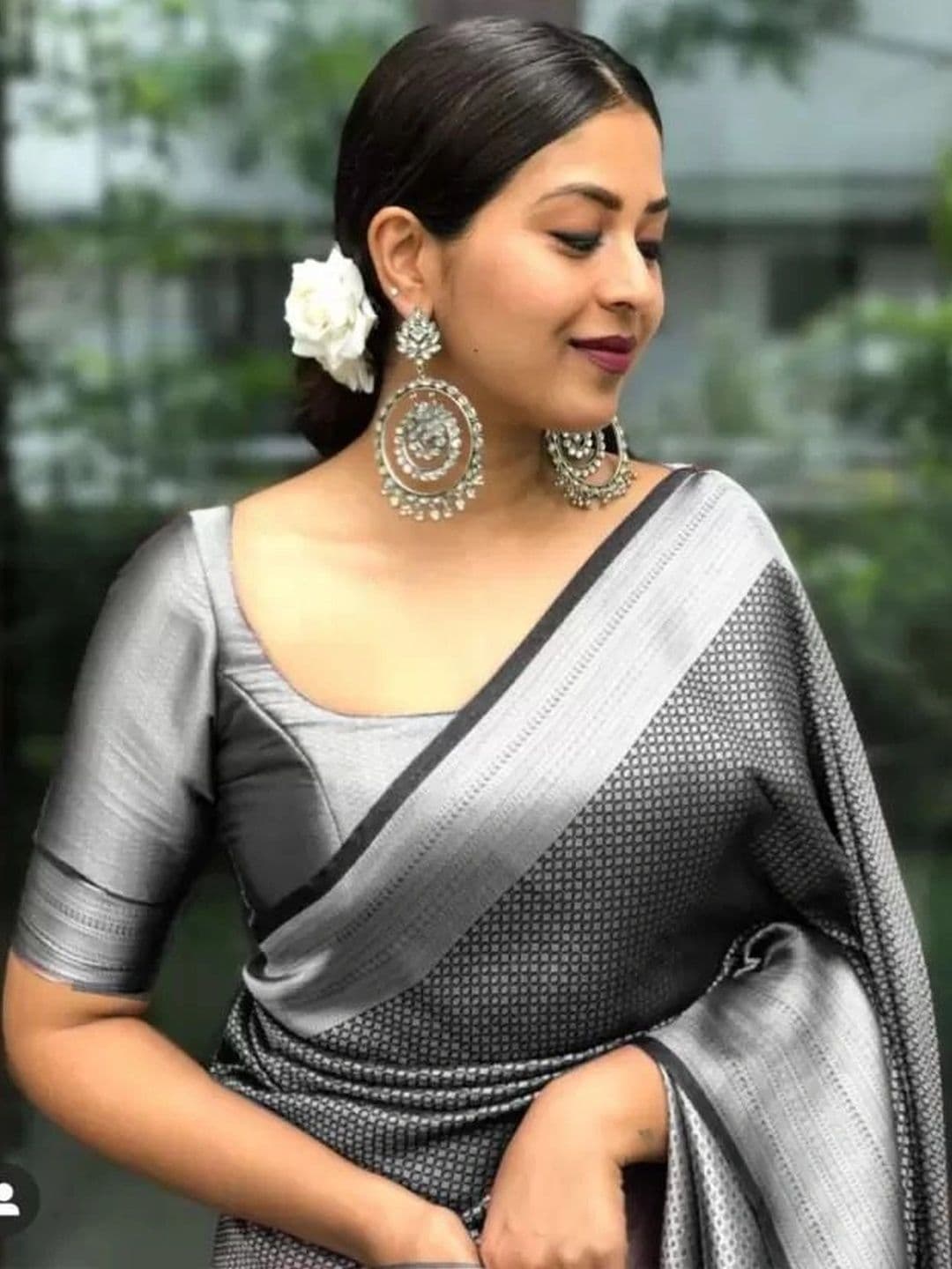revika Woven Design Zari Art Silk Designer Kanjeevaram Saree thumbnail 4