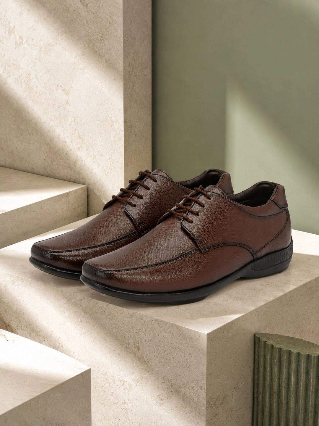 INVICTUS Men Textured Synthetic Leather Formal Derbys thumbnail 5