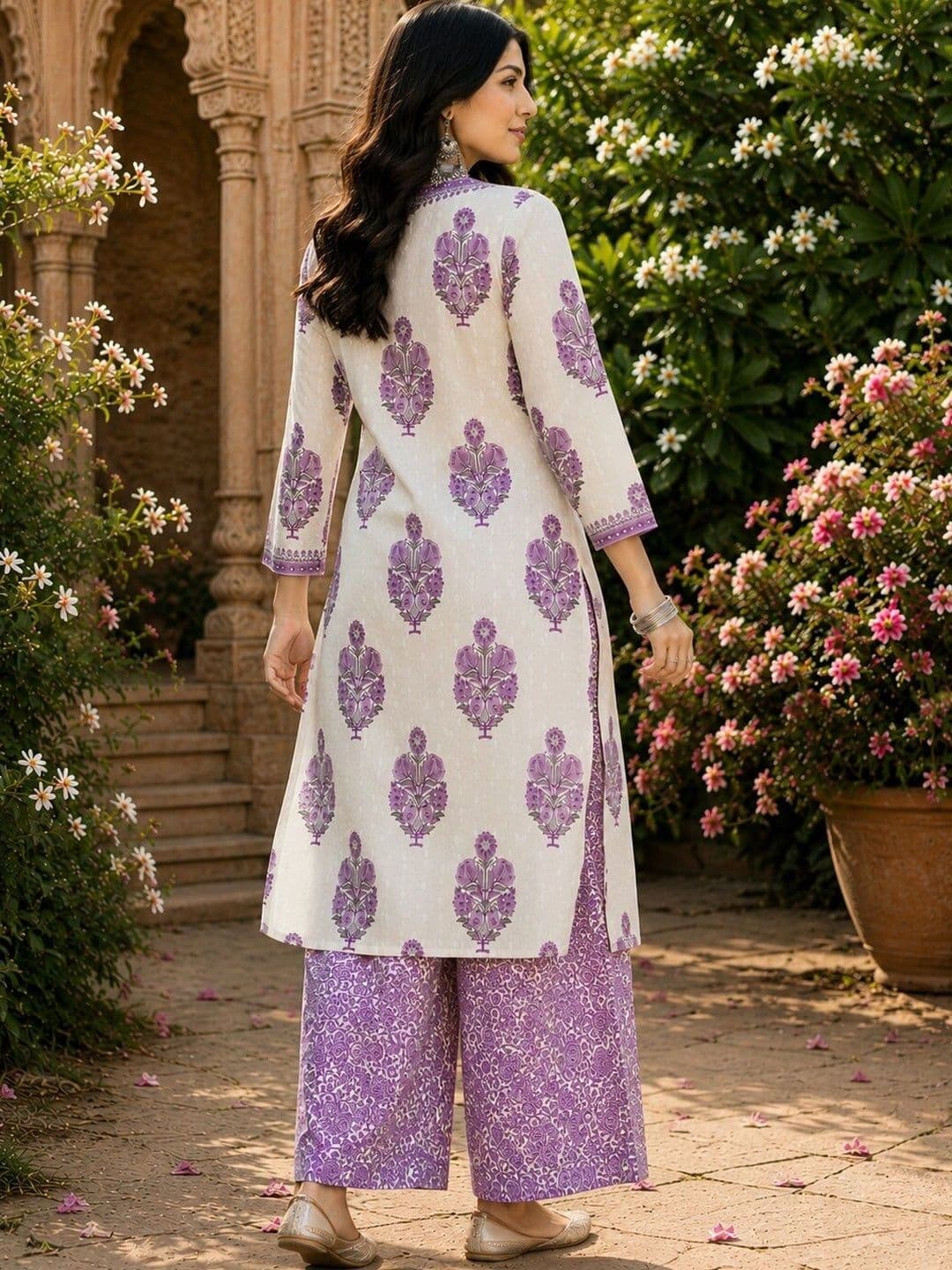 Anouk Mirage Women Floral Printed Regular Pure Cotton Kurta with Trousers & With Dupatta thumbnail 2