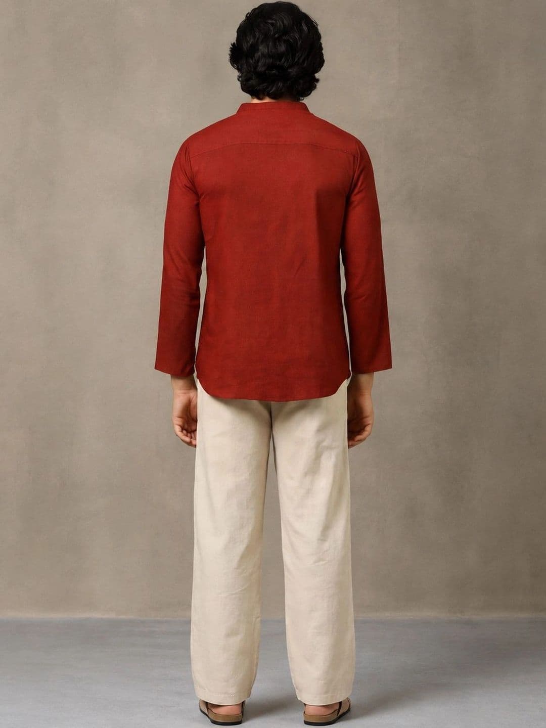 Navibhu Woven Design Solid Cotton Handloom Mandarin Collar Short Kurta thumbnail 3