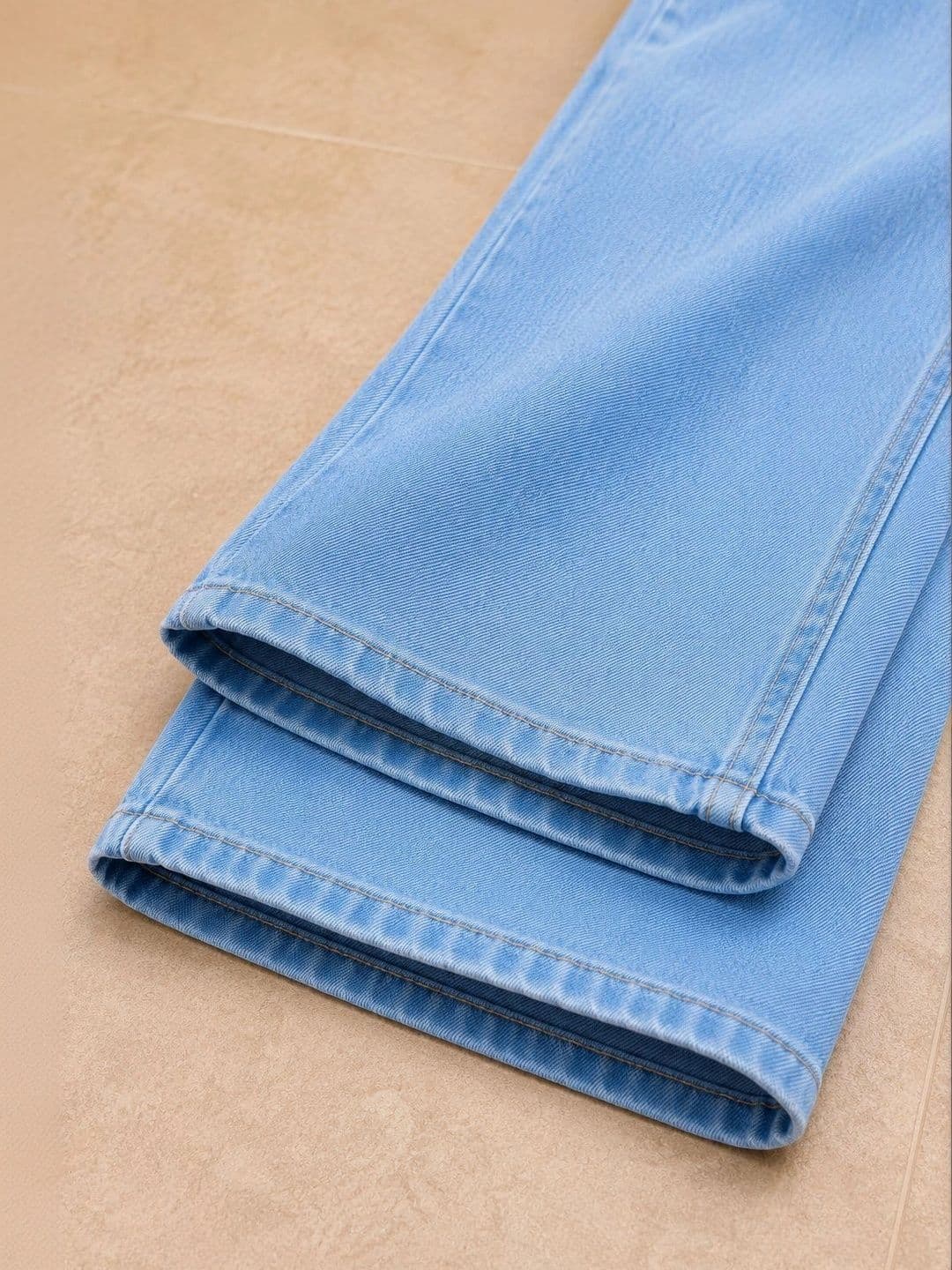 cnw Women Mid-Rise Jeans thumbnail 6