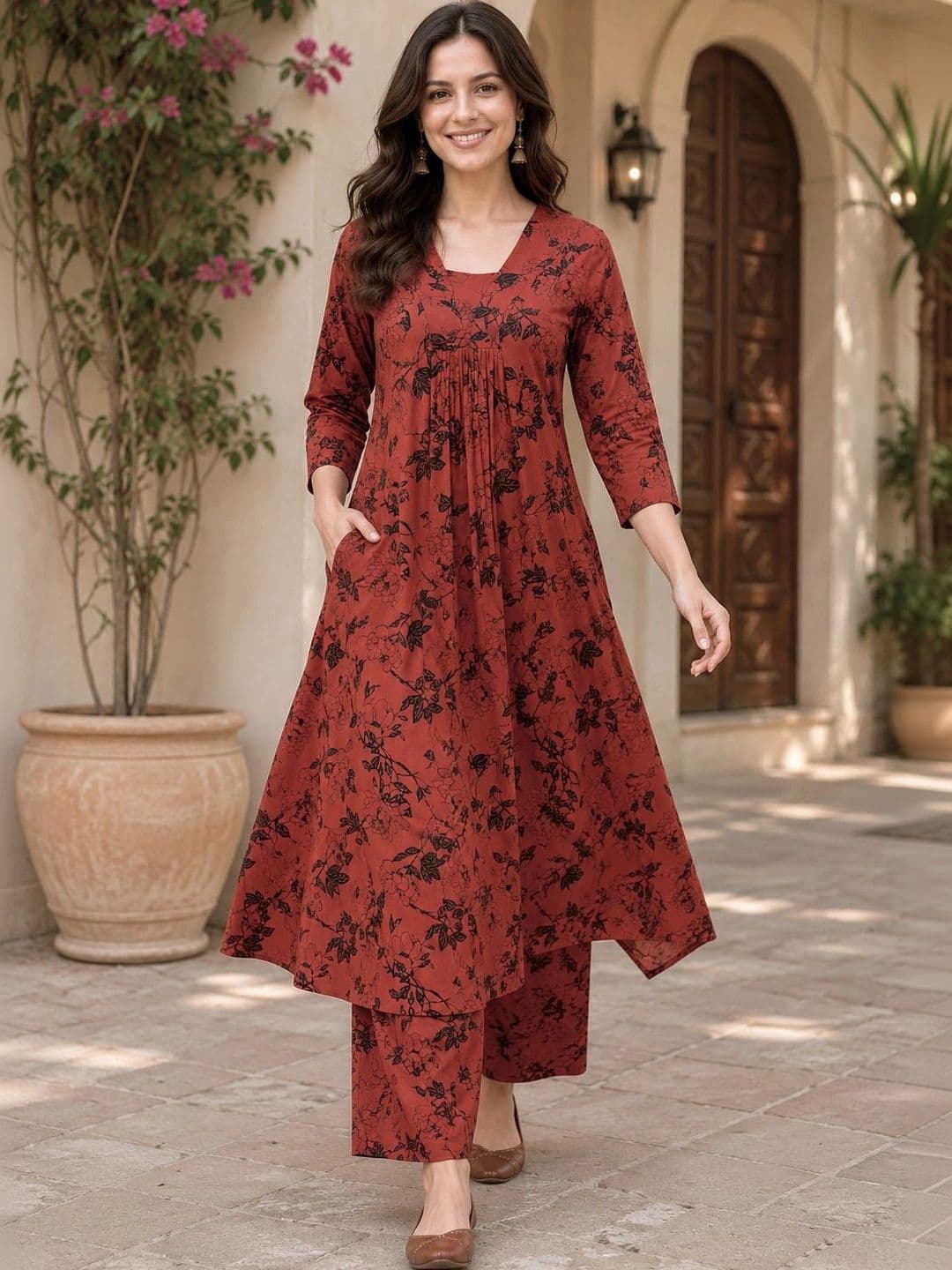 EVANORA Women Floral Printed Tiered Kurta with Palazzos - view 1