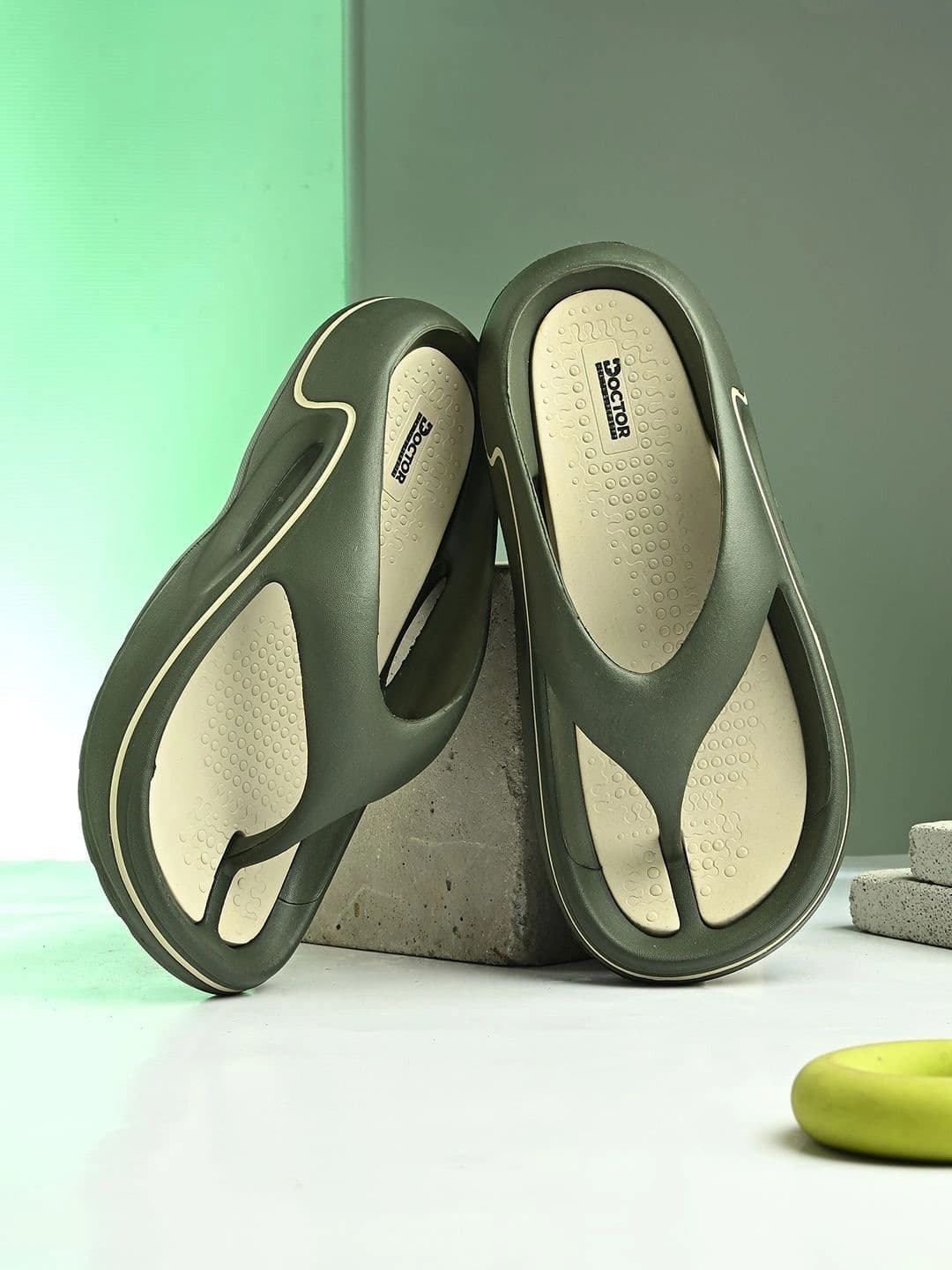 DOCTOR HEALTH SUPER SOFT Men Thong Flip-Flops thumbnail 7