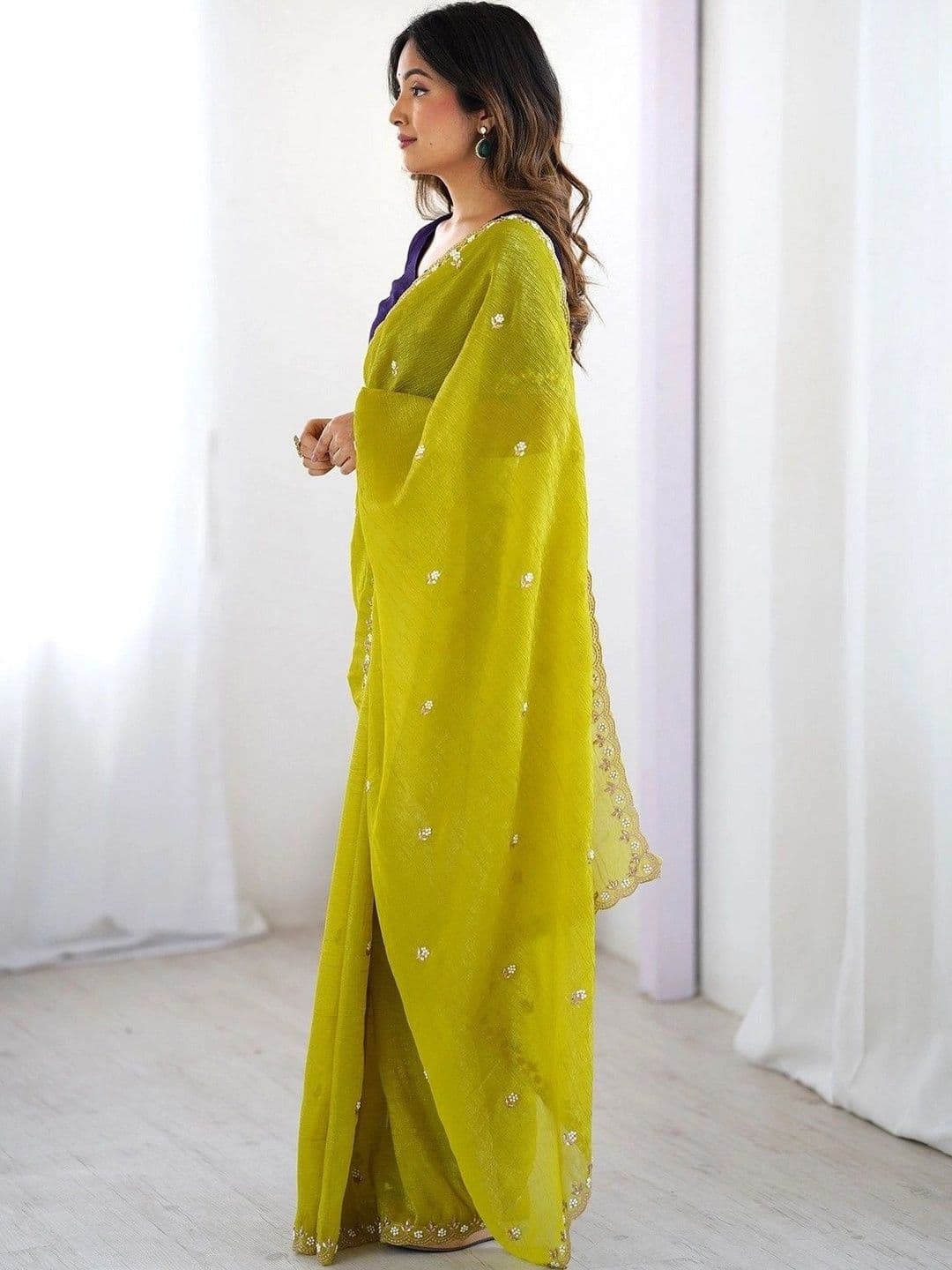 KALINI Ethnic Motifs Embroidered Silk Blend Saree thumbnail 5