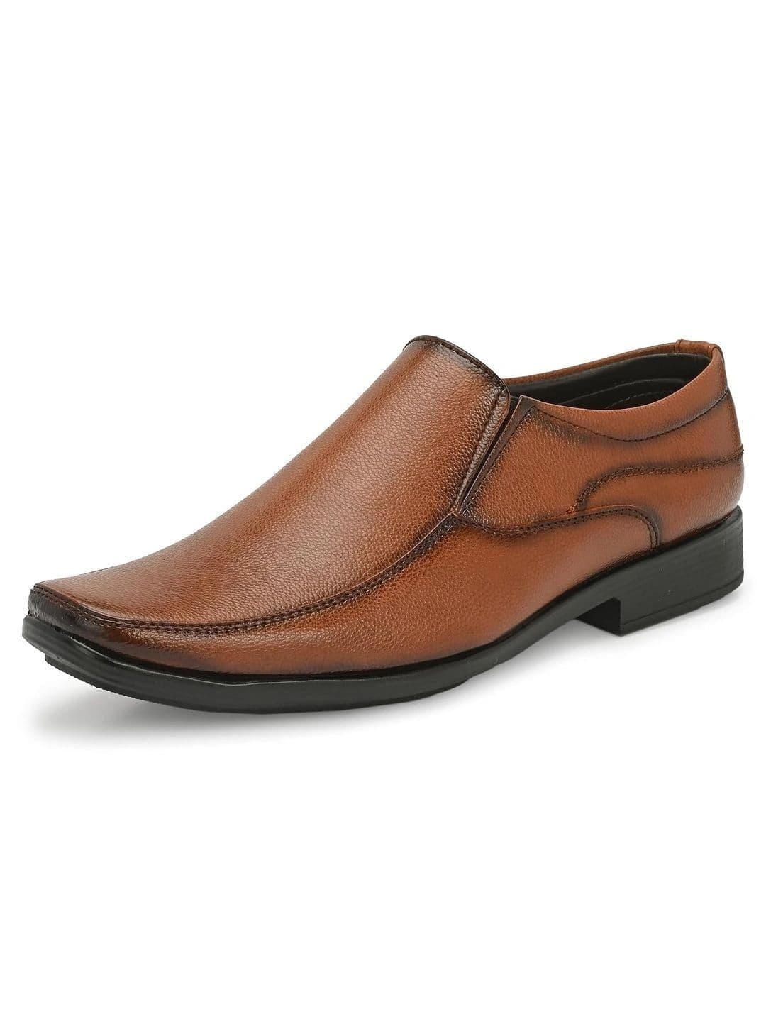 INVICTUS Men Textured Synthetic Leather Formal Slip-Ons thumbnail 4