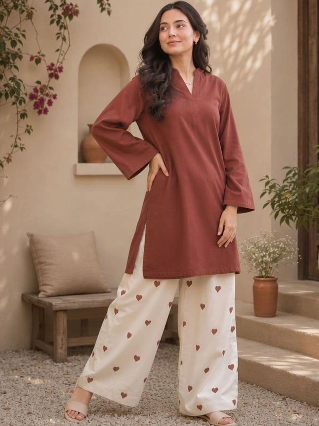 Sangria Women Regular Kurti with Palazzos thumbnail 3
