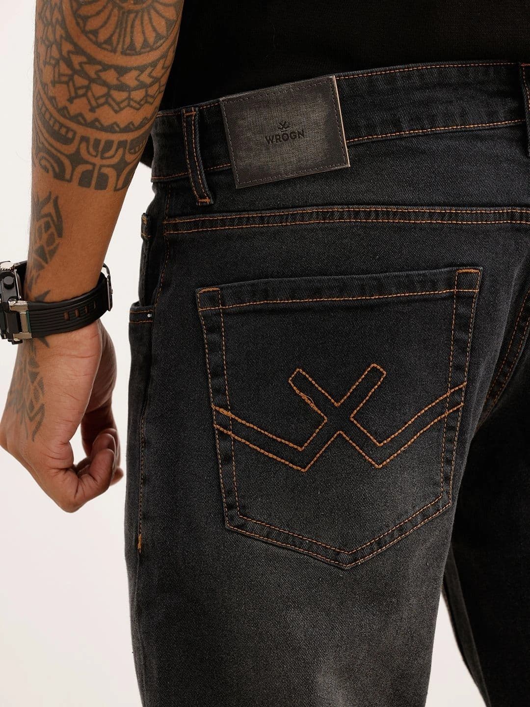 WROGN Men Skinny Fit Mid-Rise Light Fade Stretchable Jeans thumbnail 5