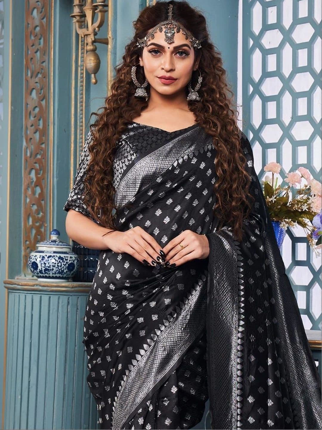 revika Woven Design Zari Art Silk Designer Kanjeevaram Saree thumbnail 3