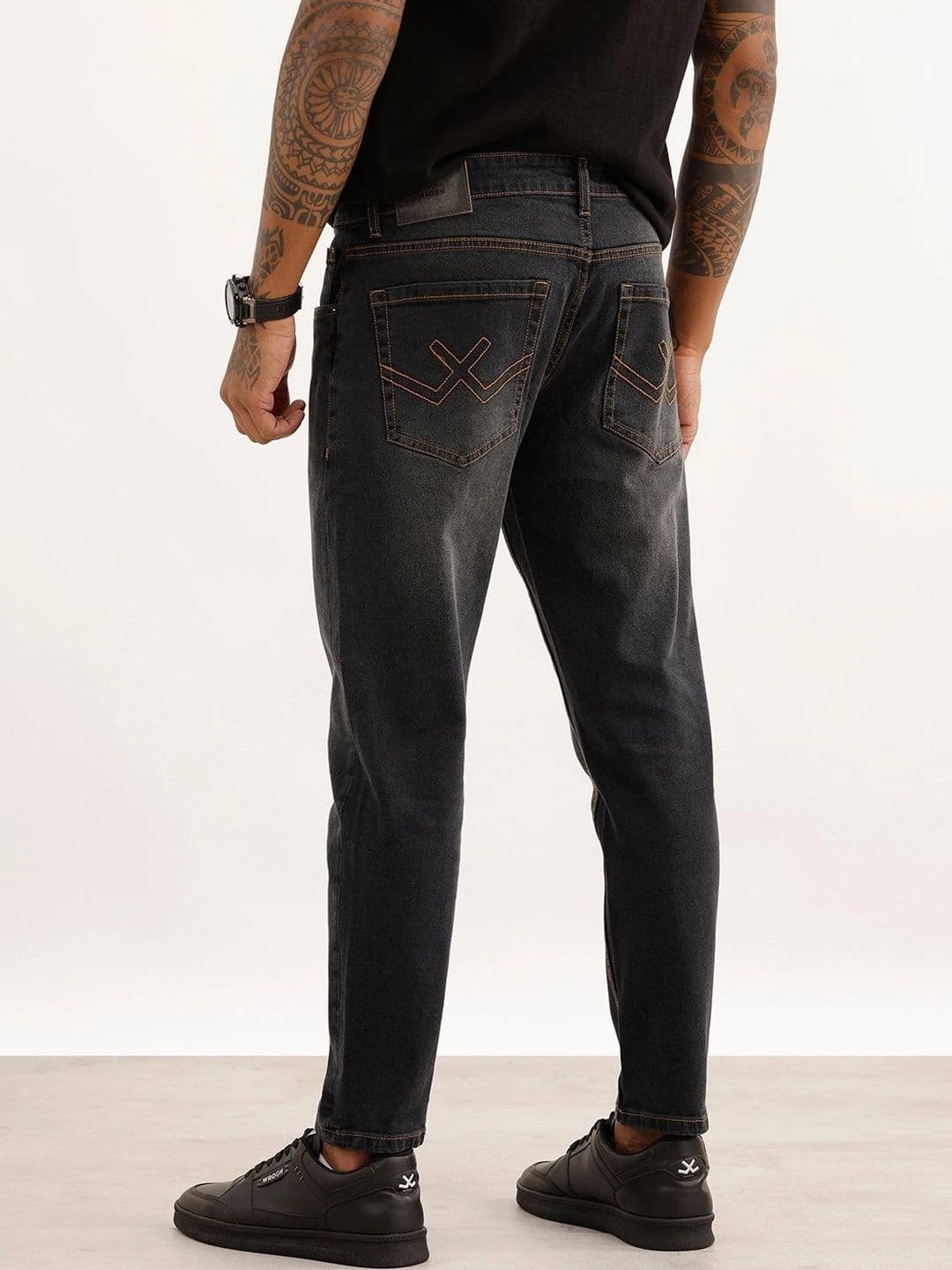 WROGN Men Skinny Fit Mid-Rise Light Fade Stretchable Jeans thumbnail 2
