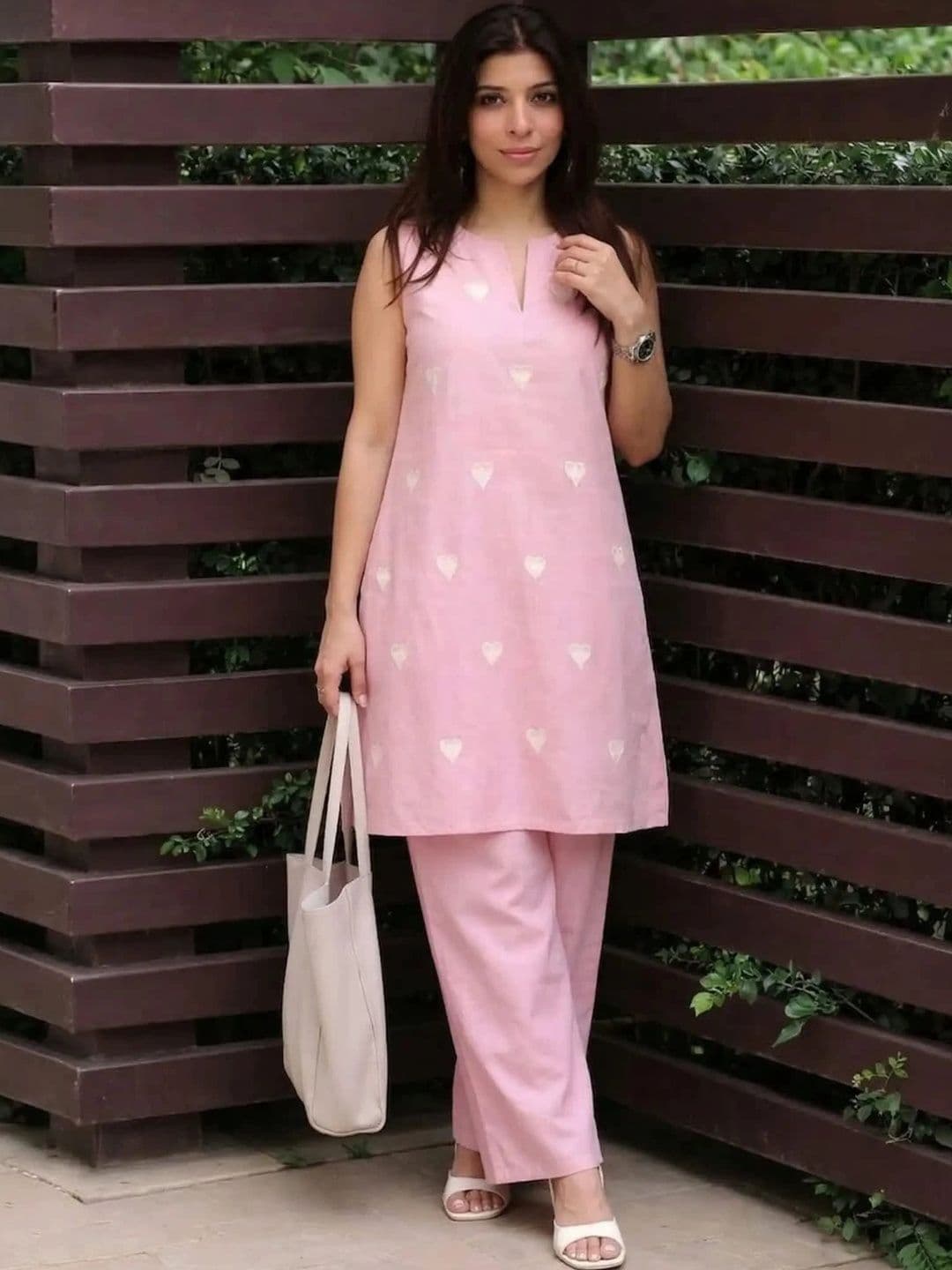 LAHER FASHION Women Ethnic Motifs Embroidered Regular Thread Work Kurti with Palazzos thumbnail 6