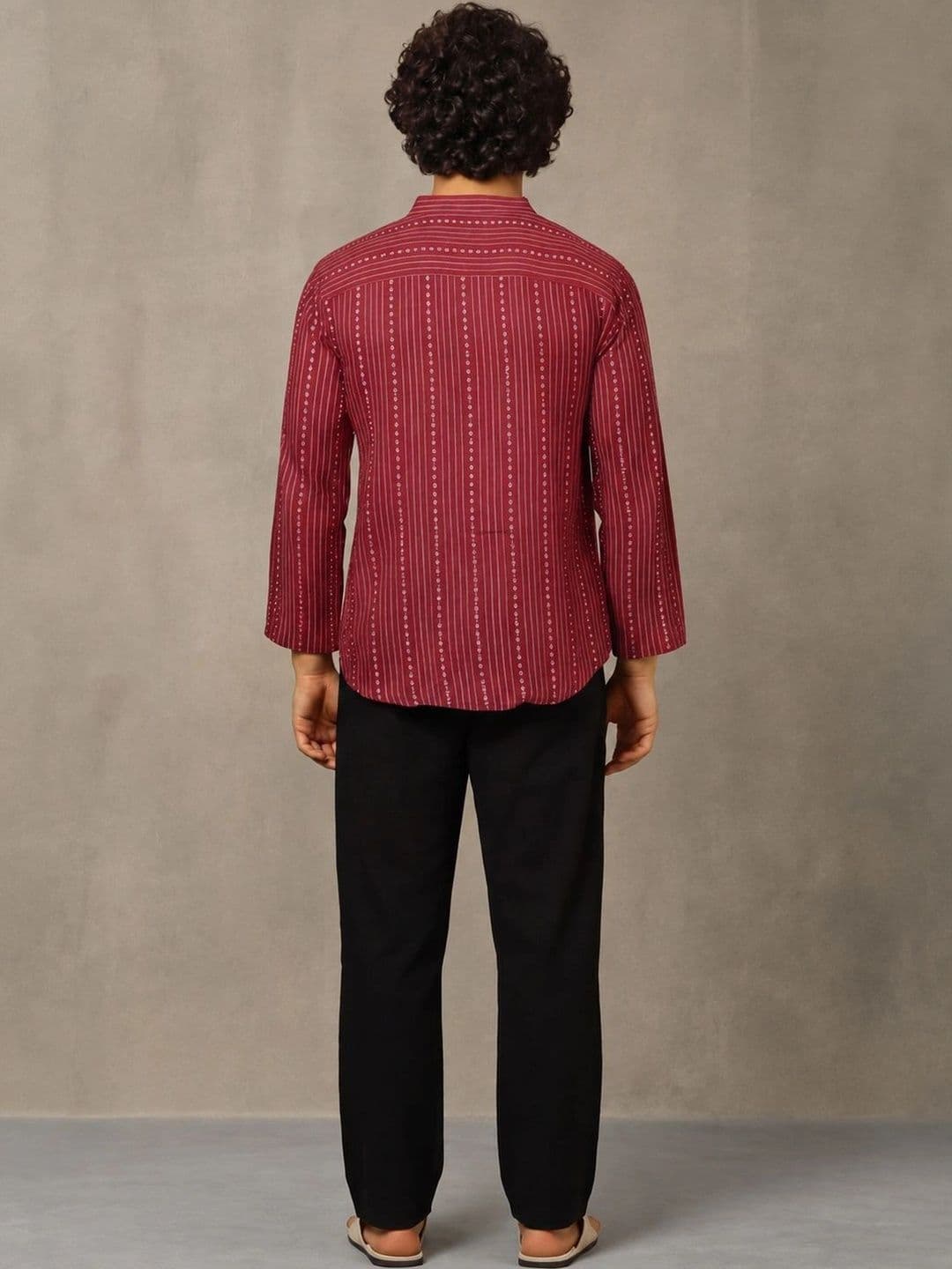 Navibhu Woven Design Striped Cotton Handloom Mandarin Collar Short Kurta thumbnail 3
