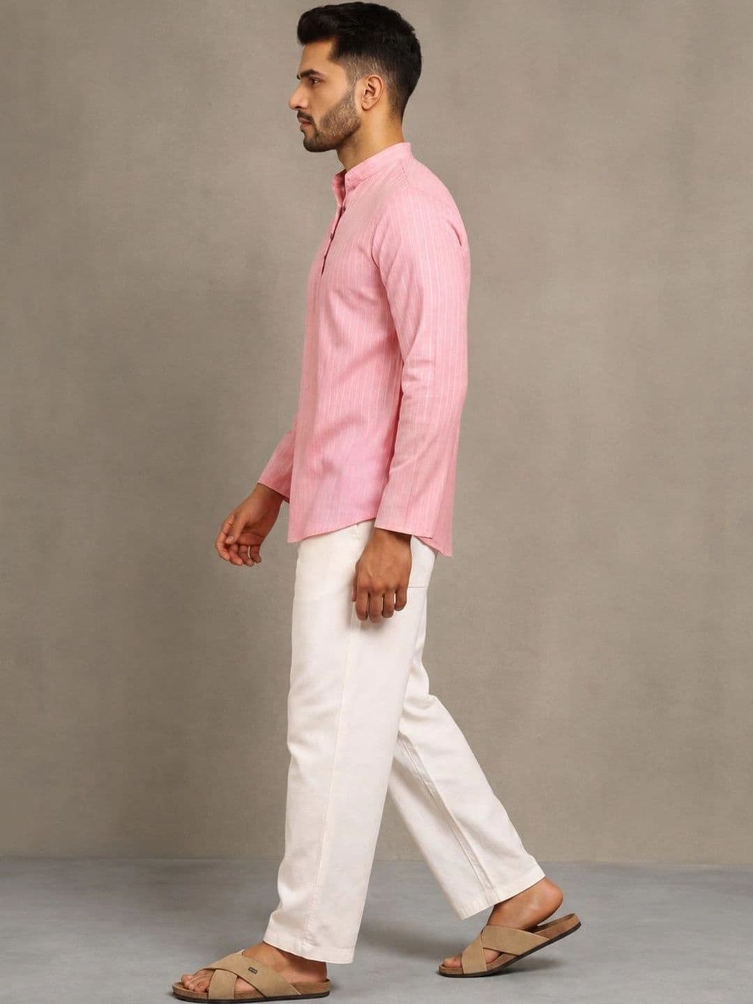 Navibhu Woven Design Solid Cotton Handloom Mandarin Collar Short Kurta thumbnail 2