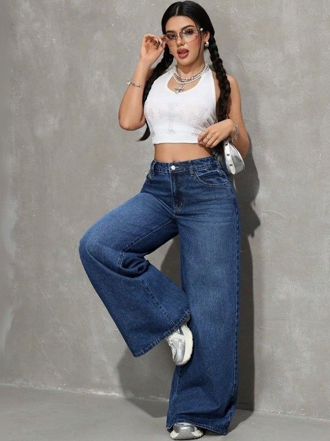 Encrypt Women High-Rise Light Fade Jeans thumbnail 3