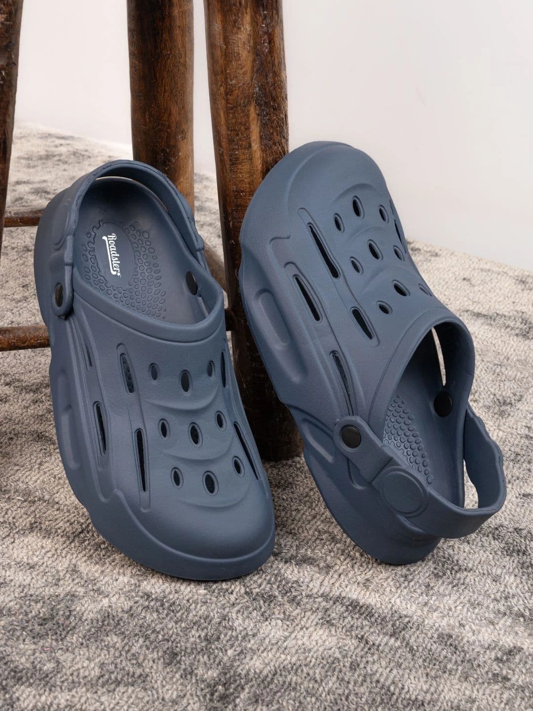 Roadster Men Croslite Clogs thumbnail 3
