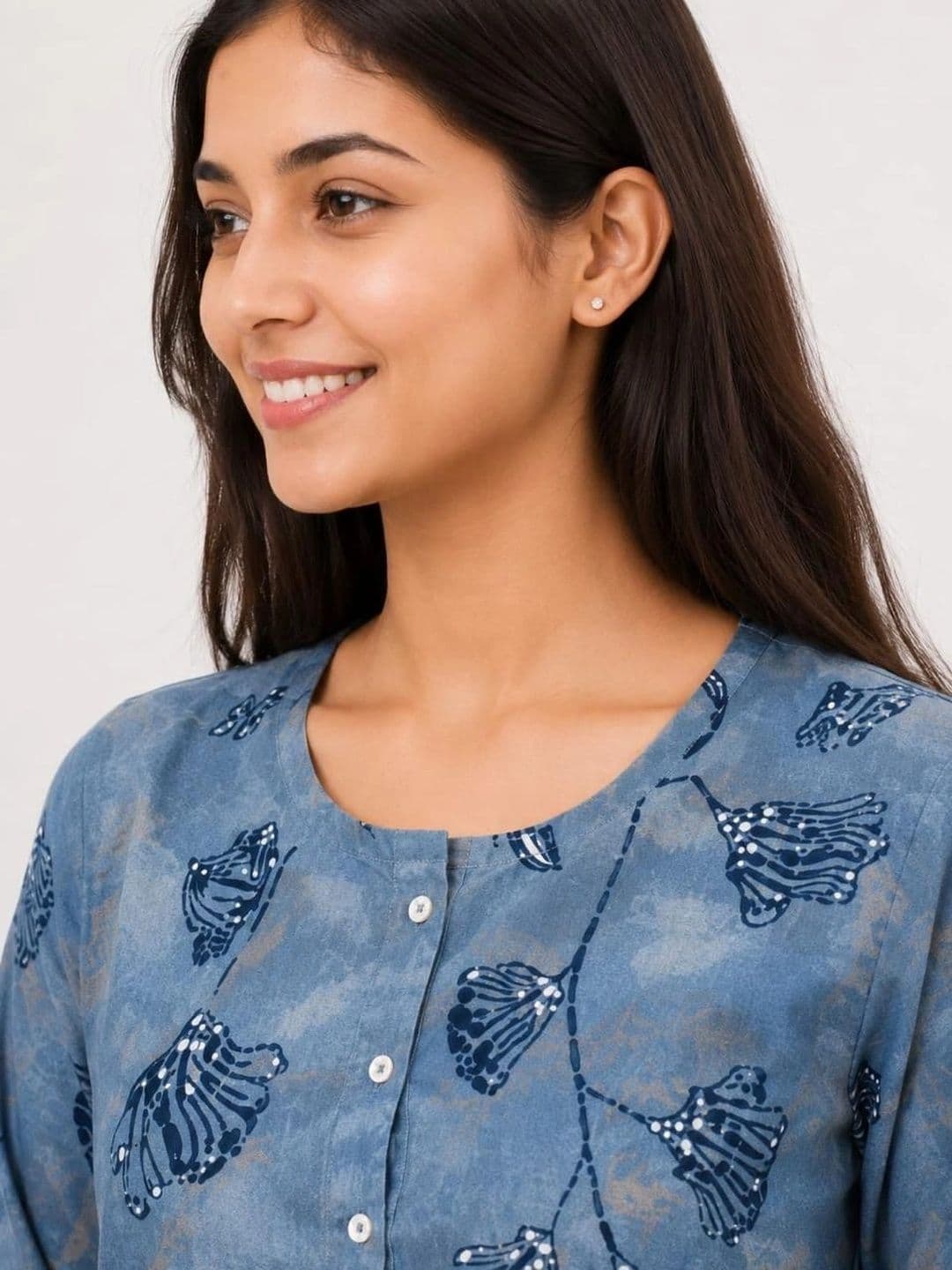 SHIFZ Women Floral Printed Round Neck Kurta thumbnail 3
