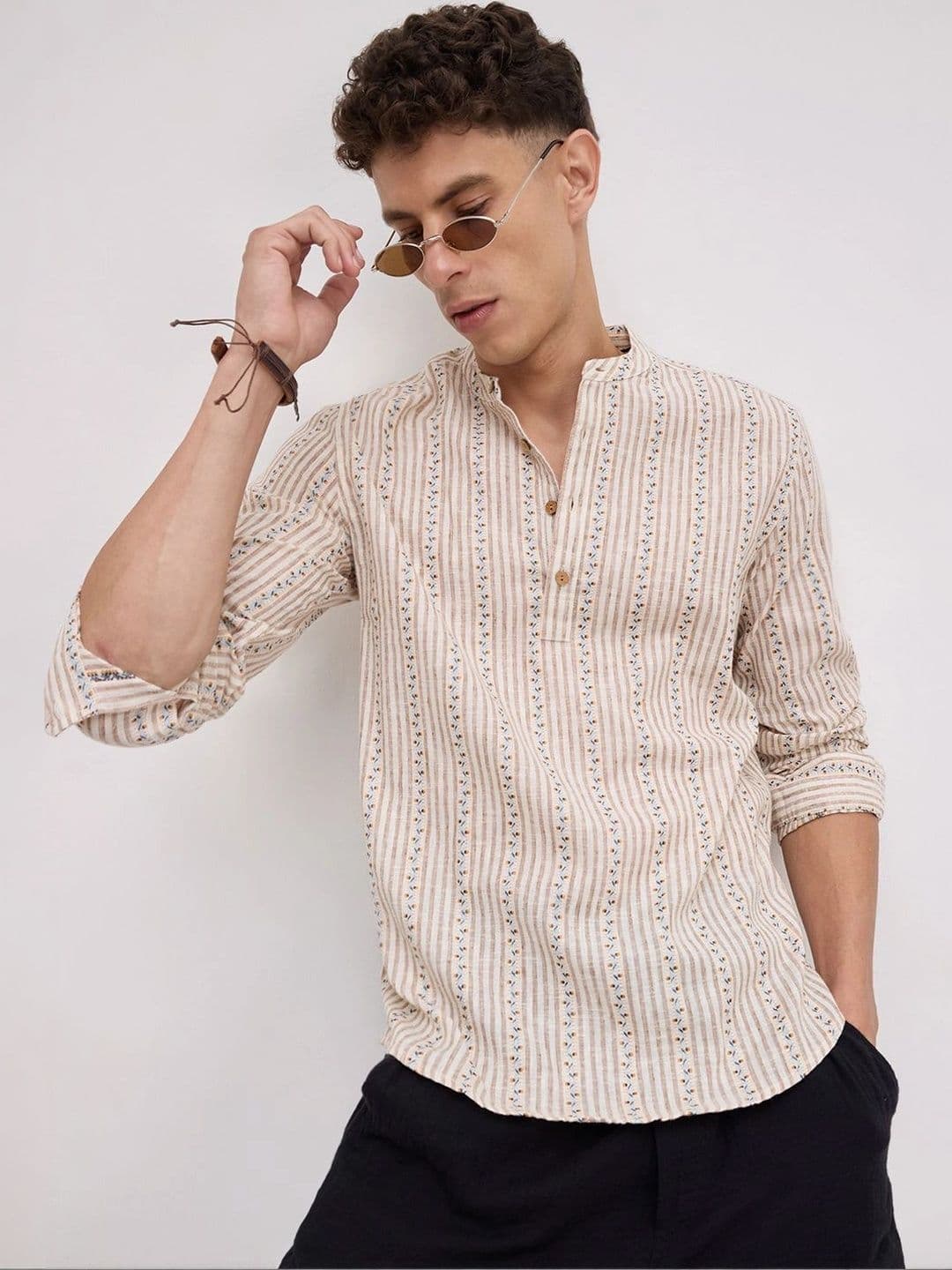 VASTRADO Men Printed Kurta - view 1