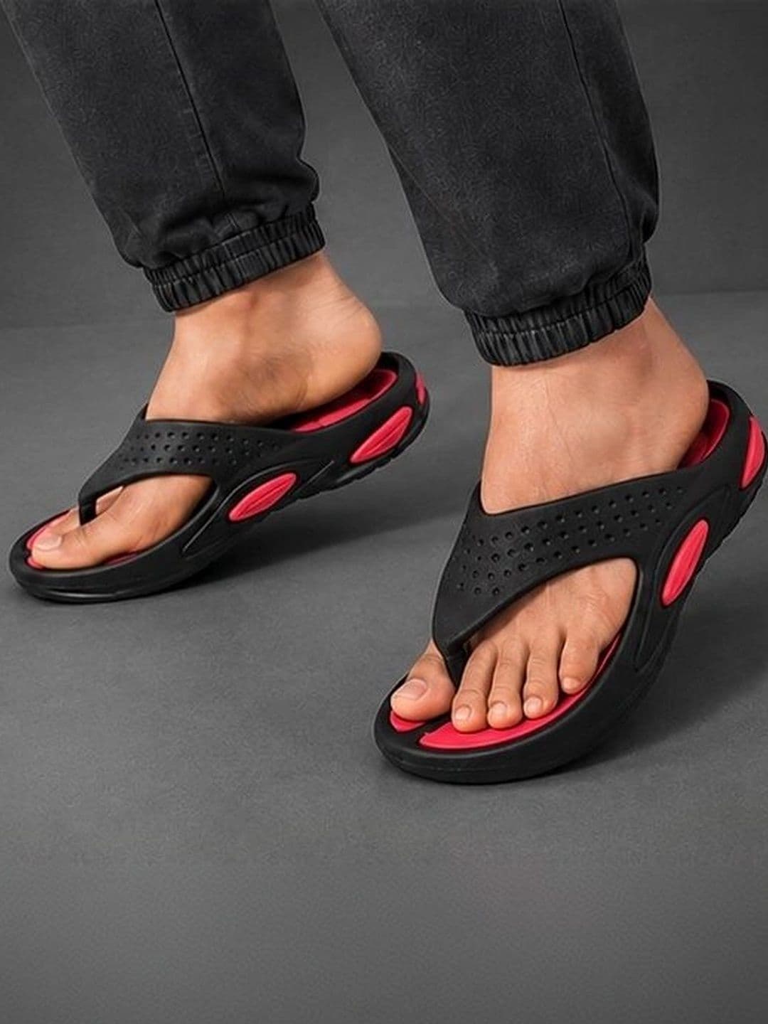 VOOLIO Men Colourblocked Thong Flip-Flops thumbnail 5