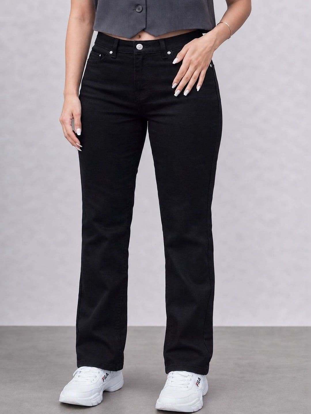 The Roadster Lifestyle Co Mid-Rise Wide Leg Jeans thumbnail 2