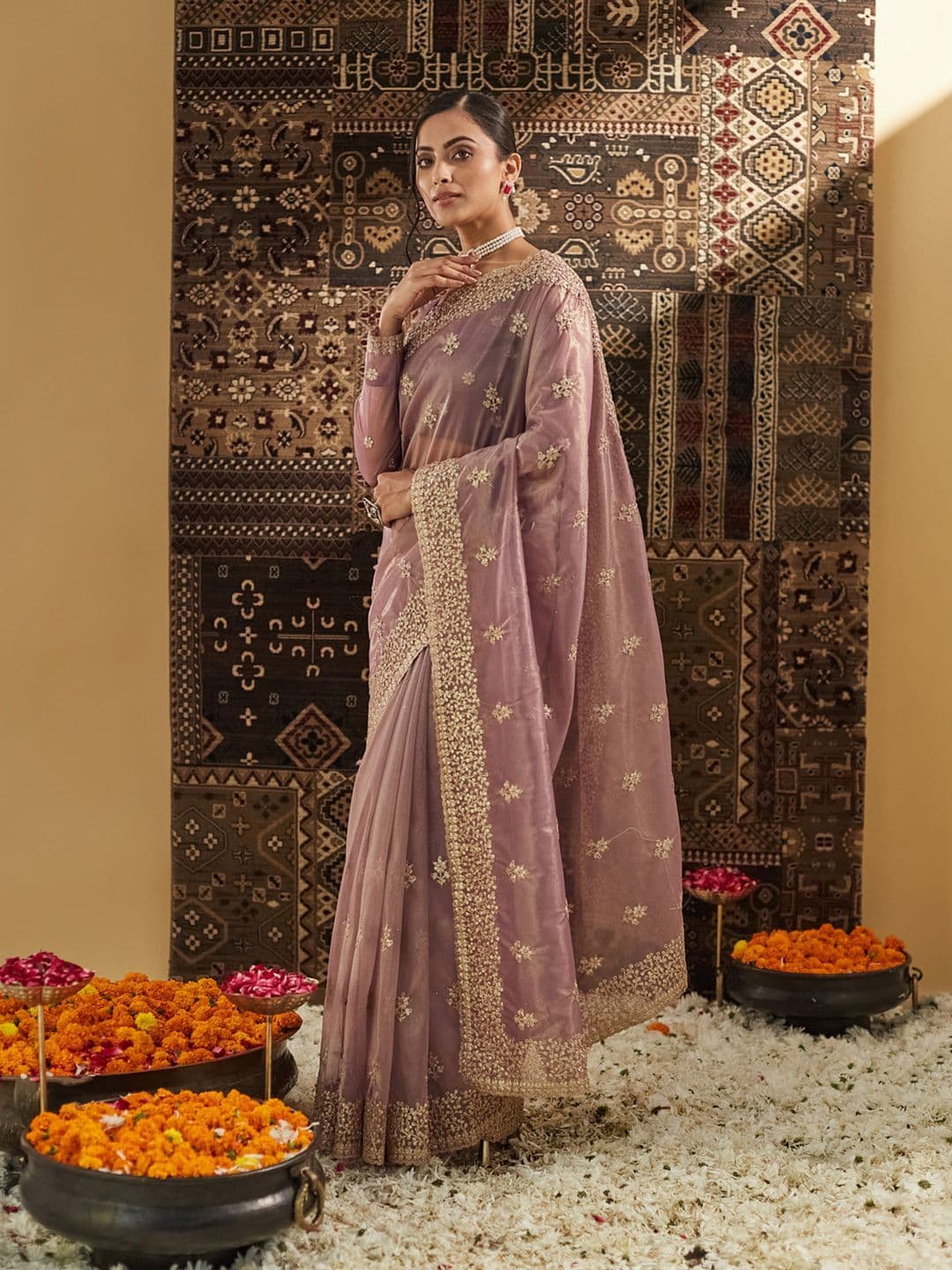 kasee Floral Zardozi Supernet Saree thumbnail 7