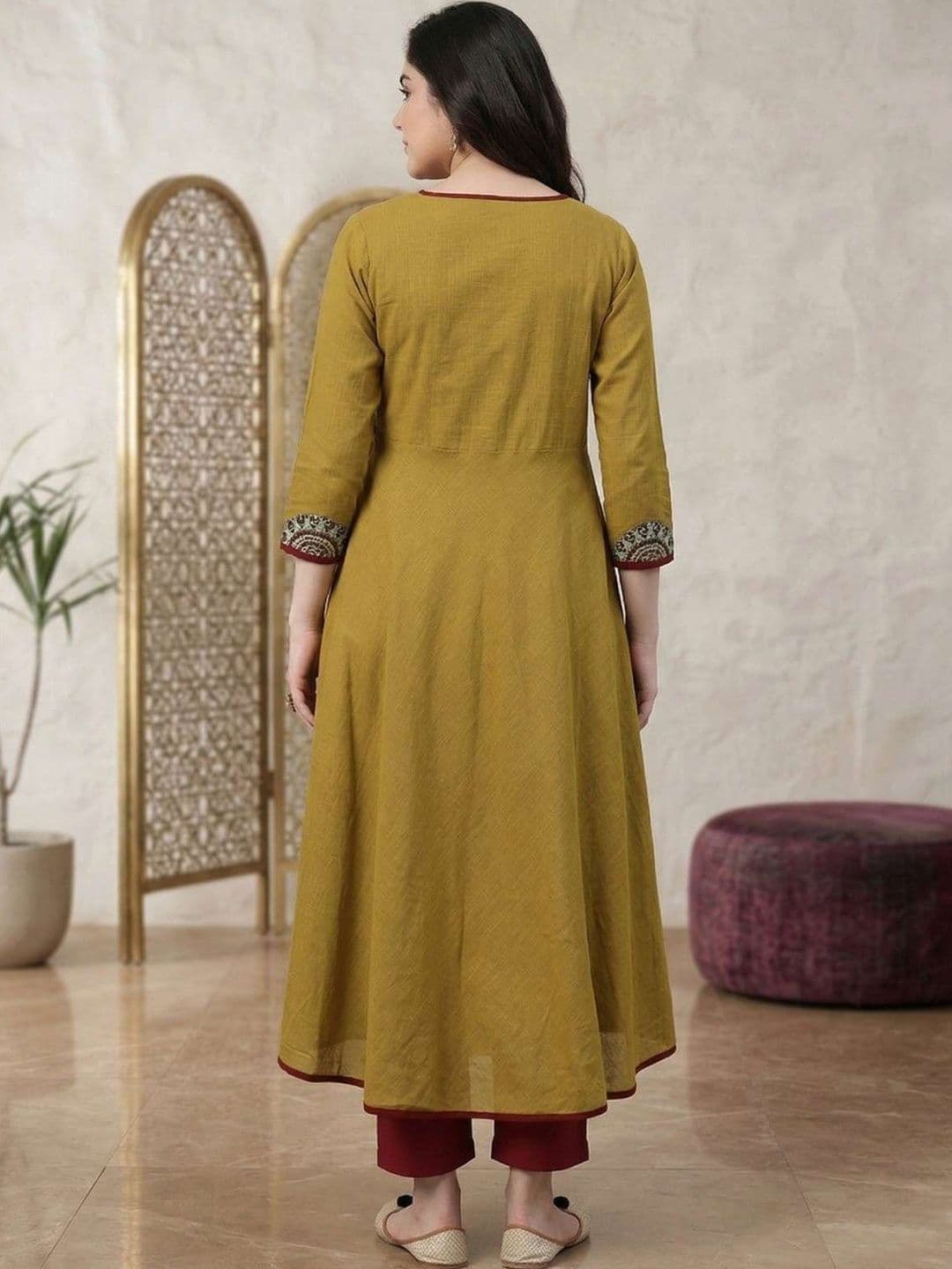 KALINI Women Anarkali Kurta thumbnail 2